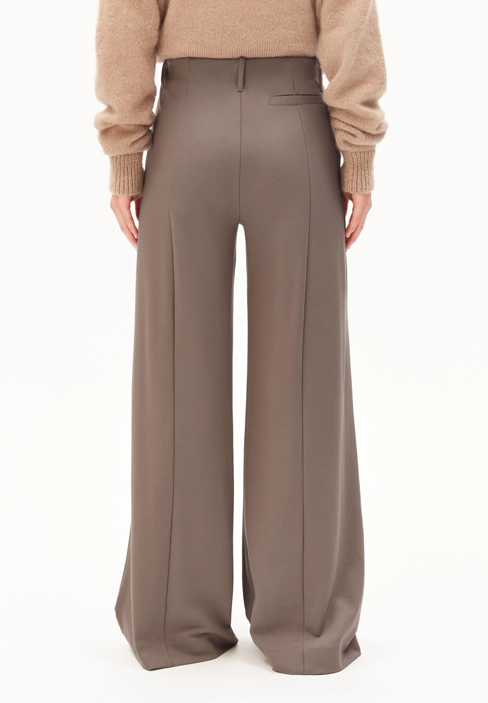 MAEVAA HOSE | walnut cream - Image 2