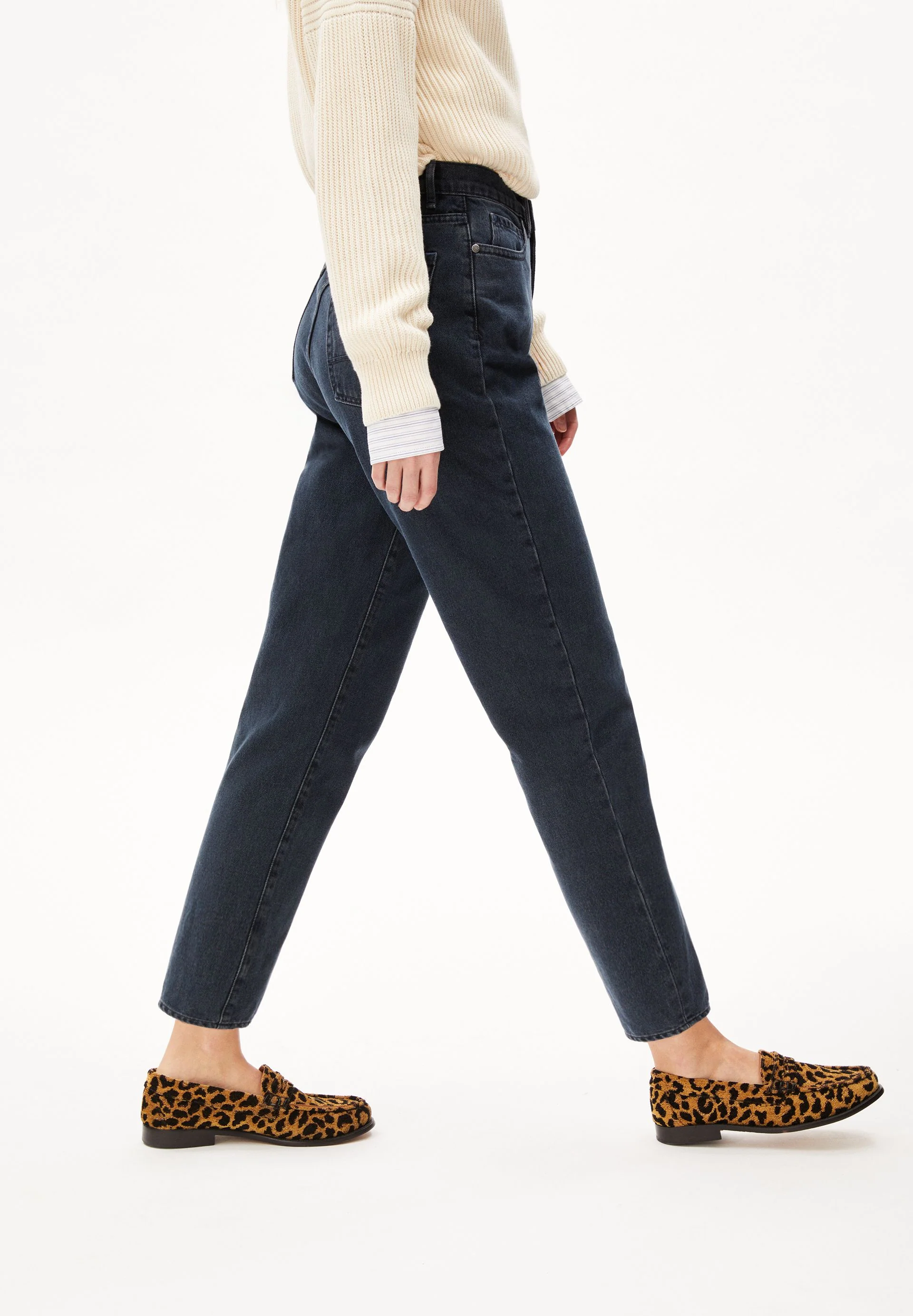 MAIRAA BLACKBLUE | light black blue - Image 6