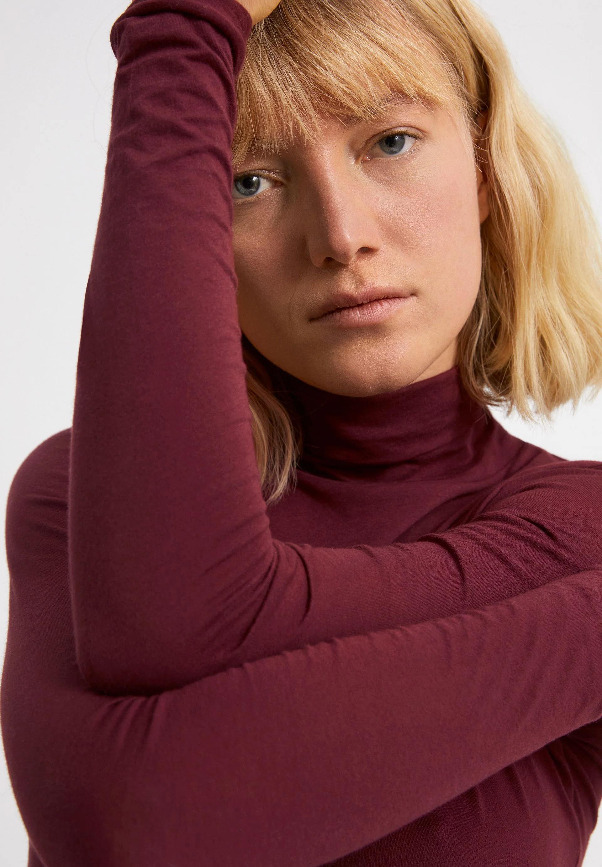 MALANAA | ruby red - Image 3
