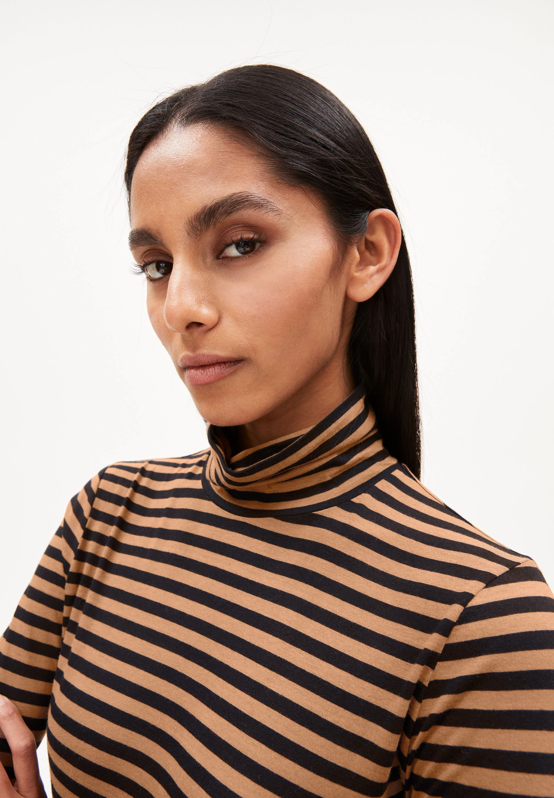 MALENAA STRIPES | cedar wood-black - Image 3