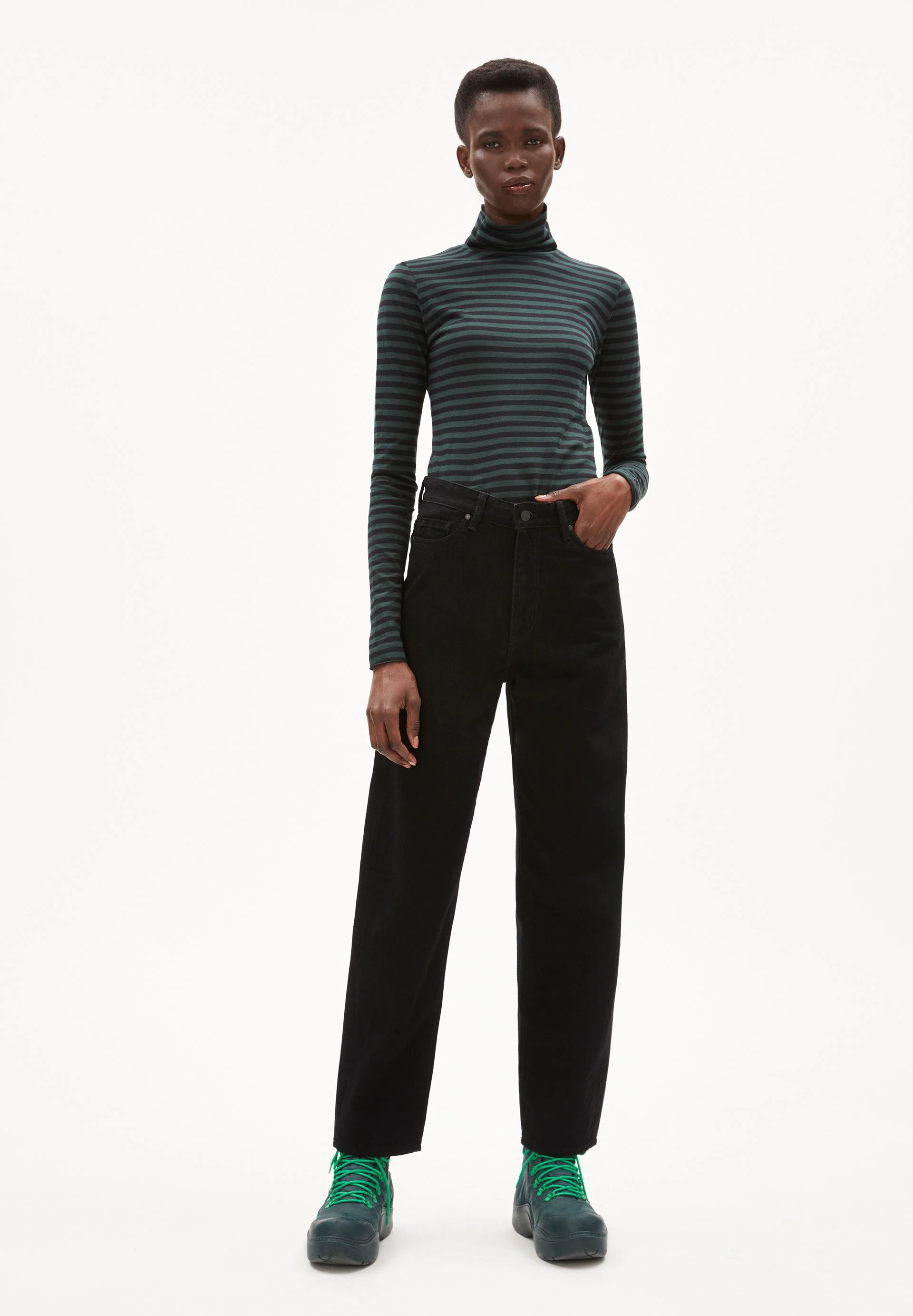 MALENAA STRIPES | dark scarab-black - Image 5