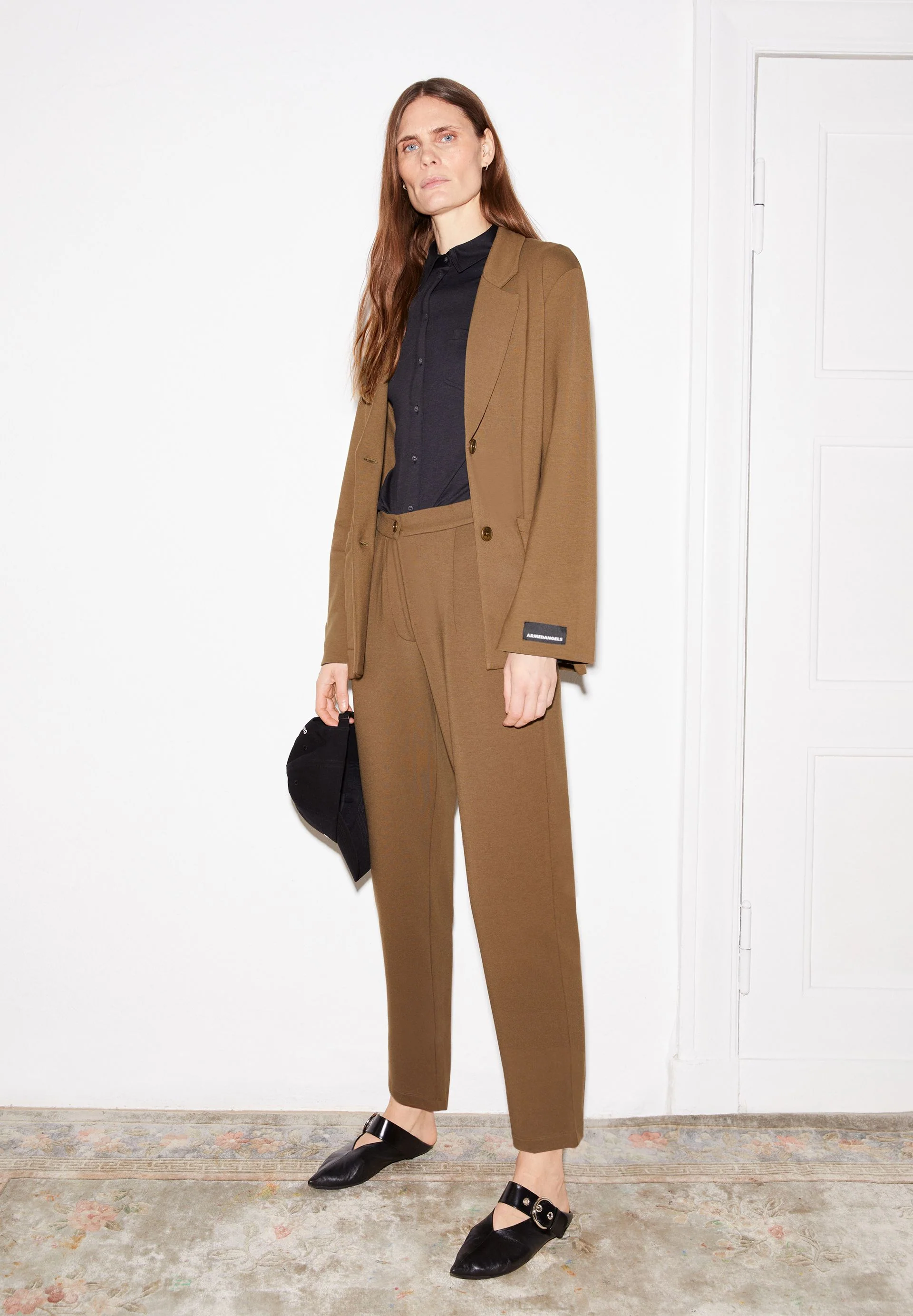 MARIAA FERNANDAA JERSEY BLAZER | dried moss - Image 4