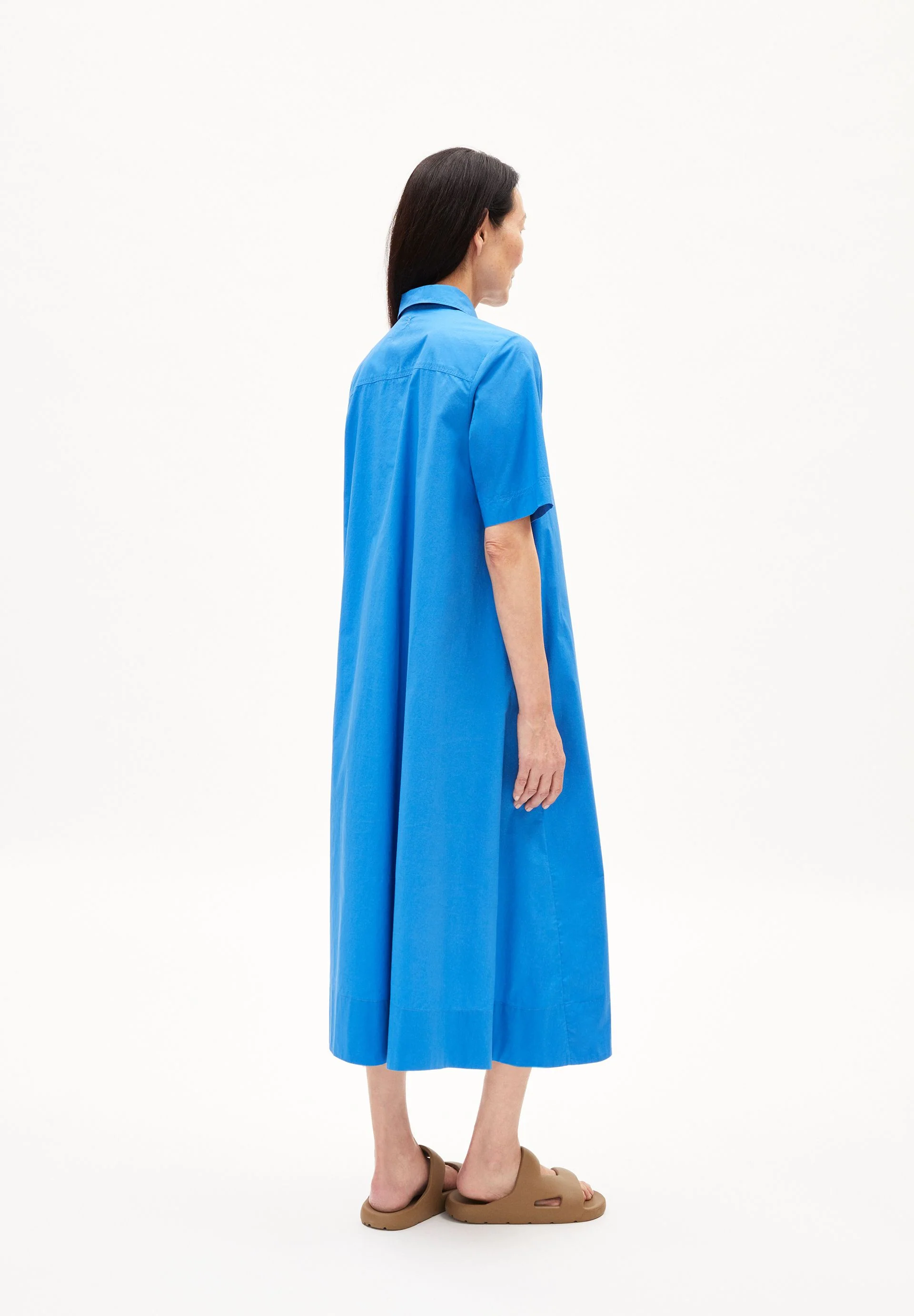 MARILAANA | warm blue - Image 2