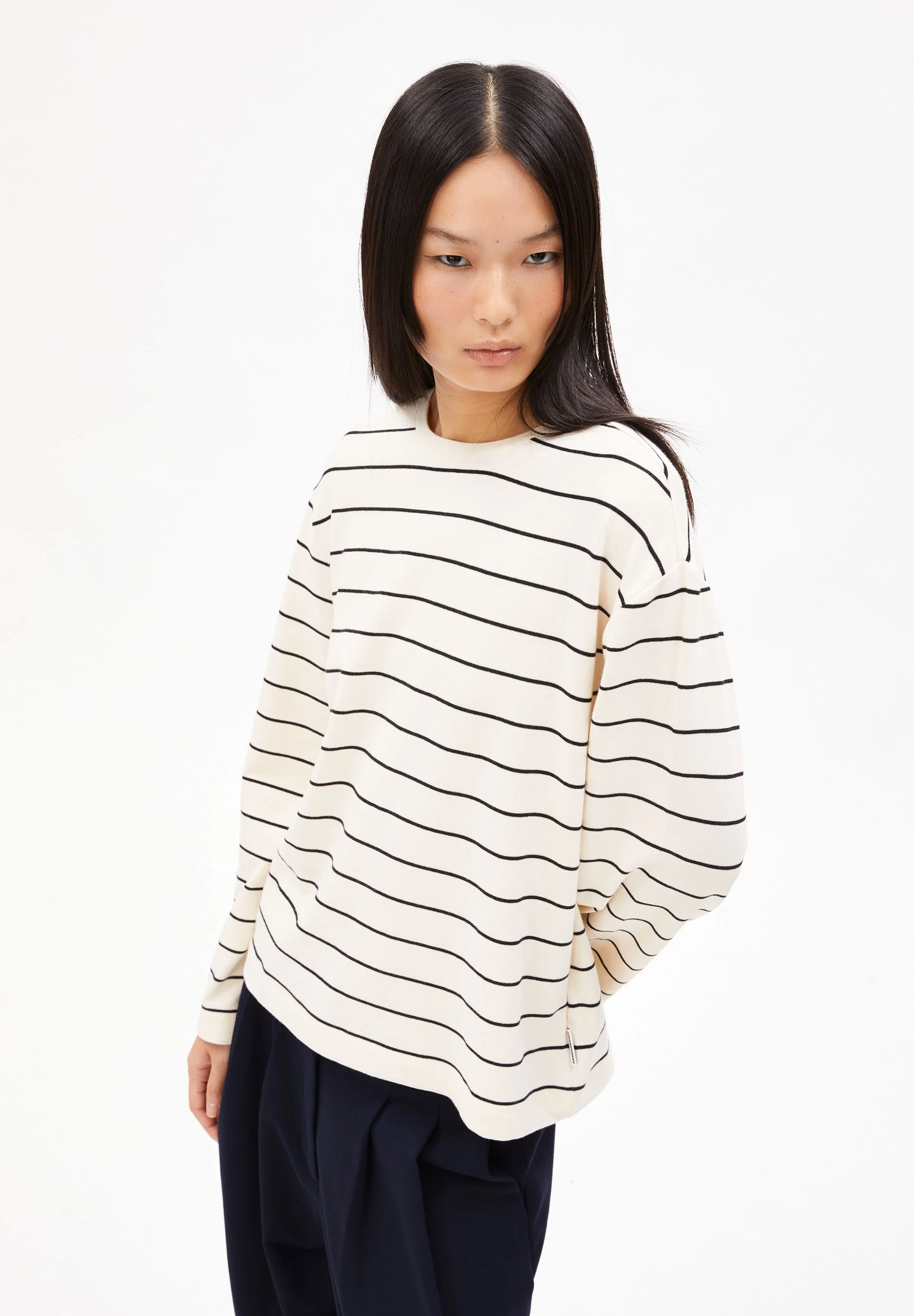 MARYNAA FINE STRIPE - Image 2