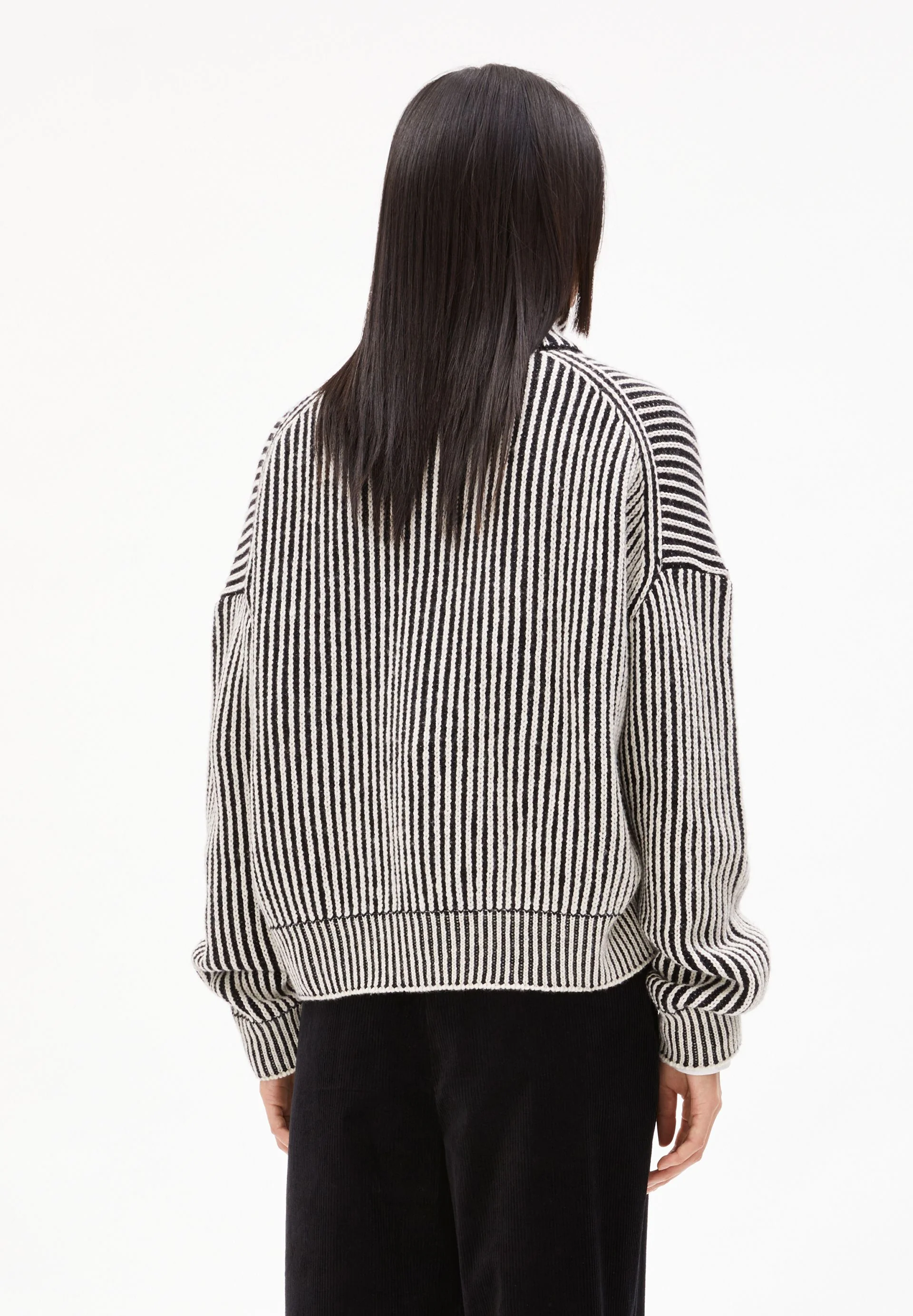 MEDEAA VANISE | black-oatmilk - Image 2