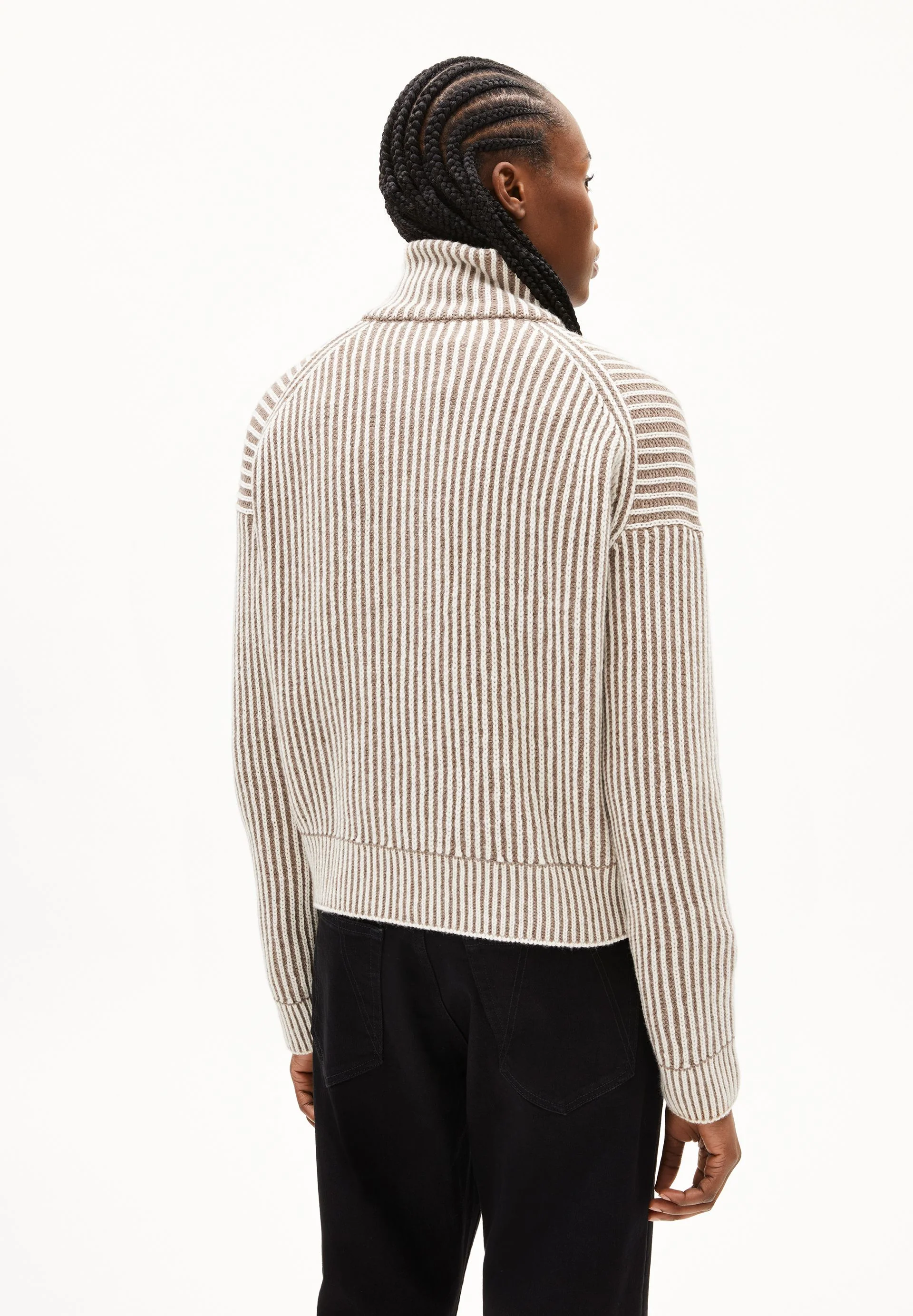 MEDEAA VANISE | cinnamon dust-oatmilk - Image 2