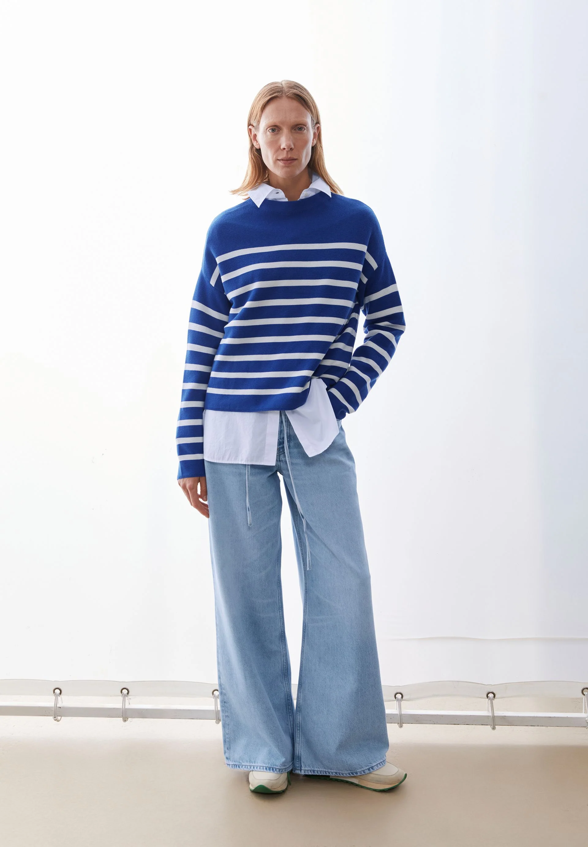 MERINAA GESTREIFTER STRICKPULLOVER | dynamo blue-oatmilk - Image 4