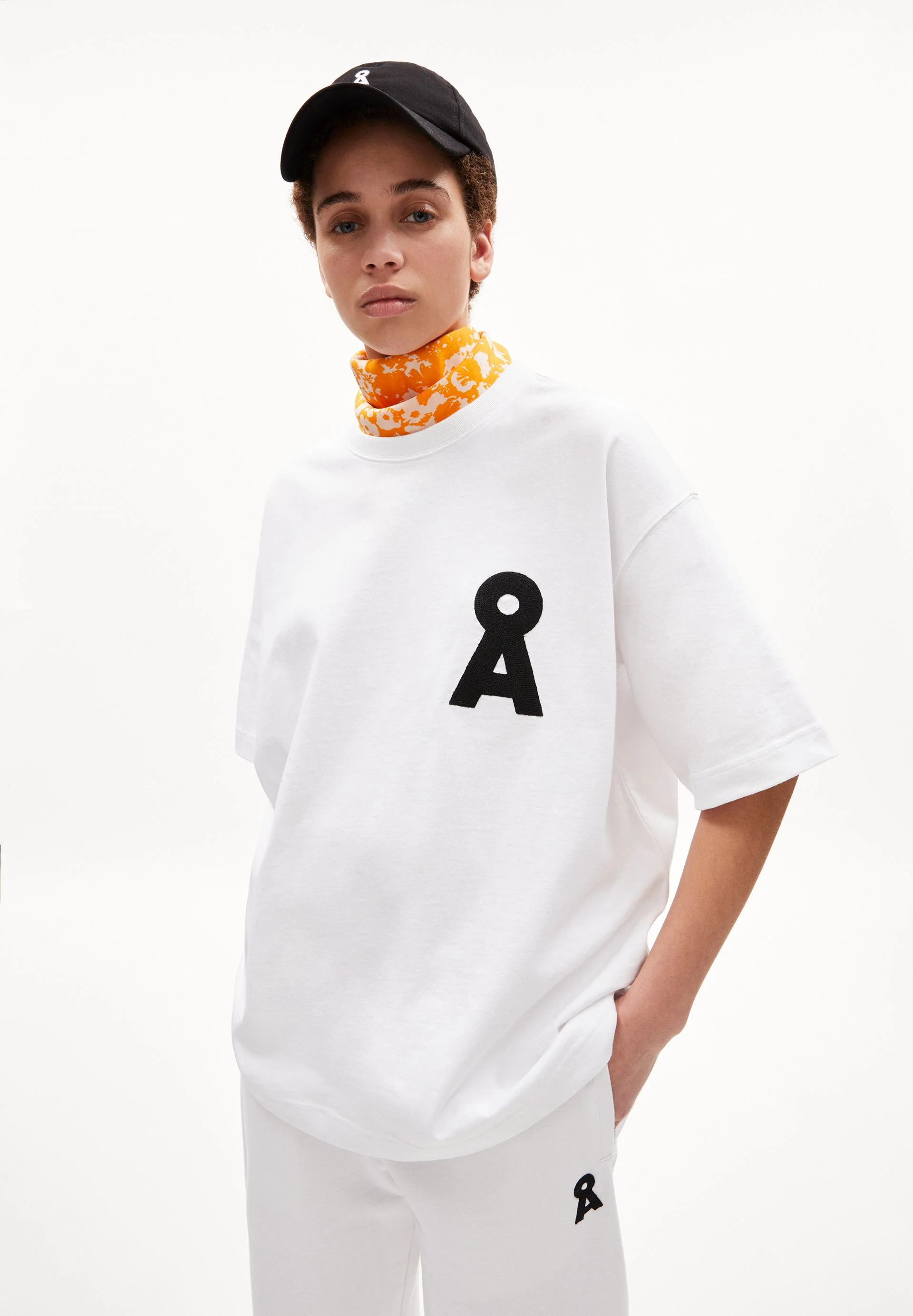 MIKAAS ICONIC CAPSULE - Image 3