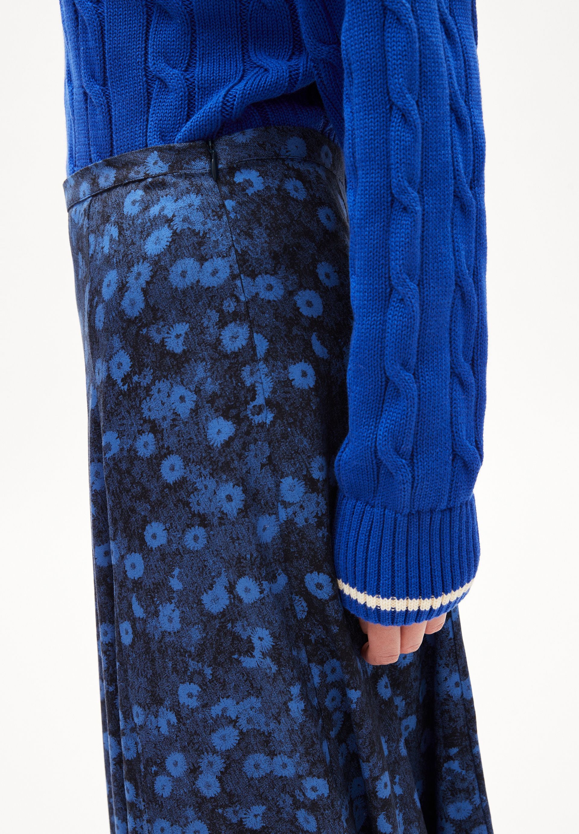 MIKASAAMI MILLES FLEURS | night sky - Image 3