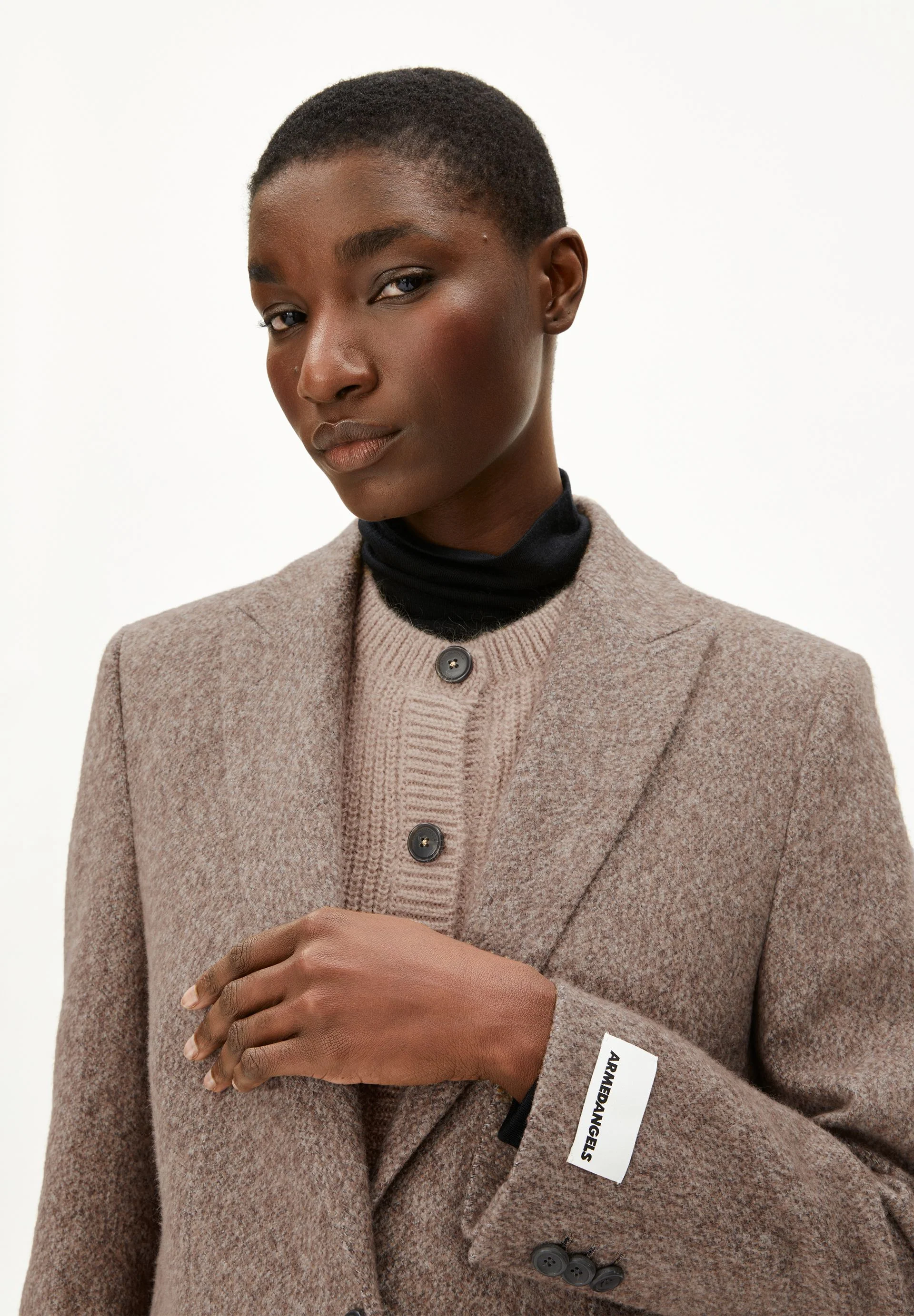MIKULAA TWEED | pure-walnut cream - Image 3