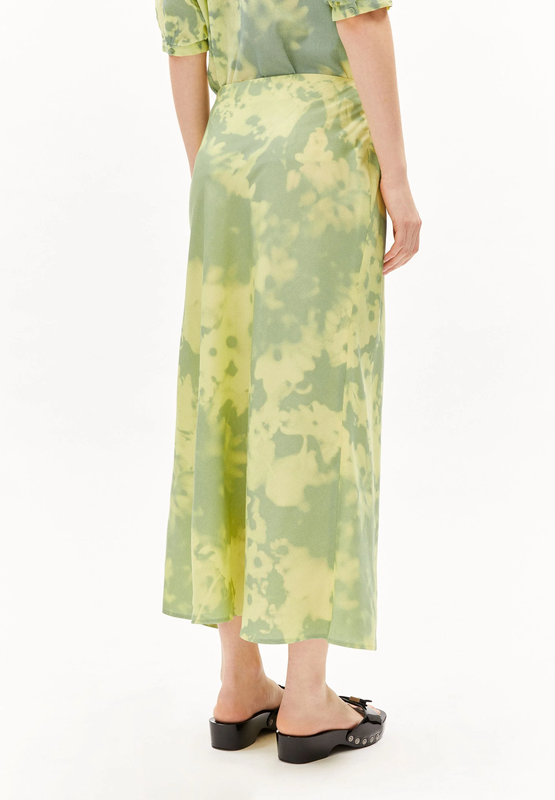 MILAJAANA BLOMMAA | light matcha - Image 2