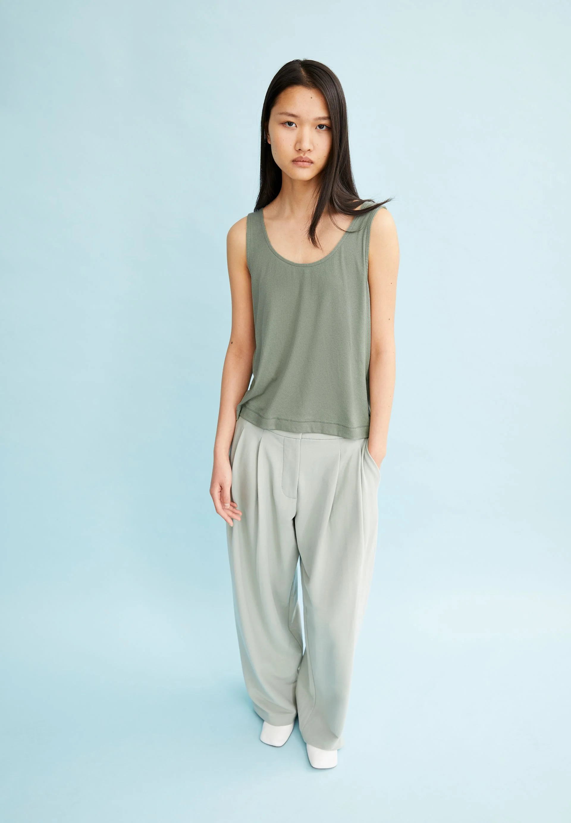 MINAAMI | grey green - Image 4