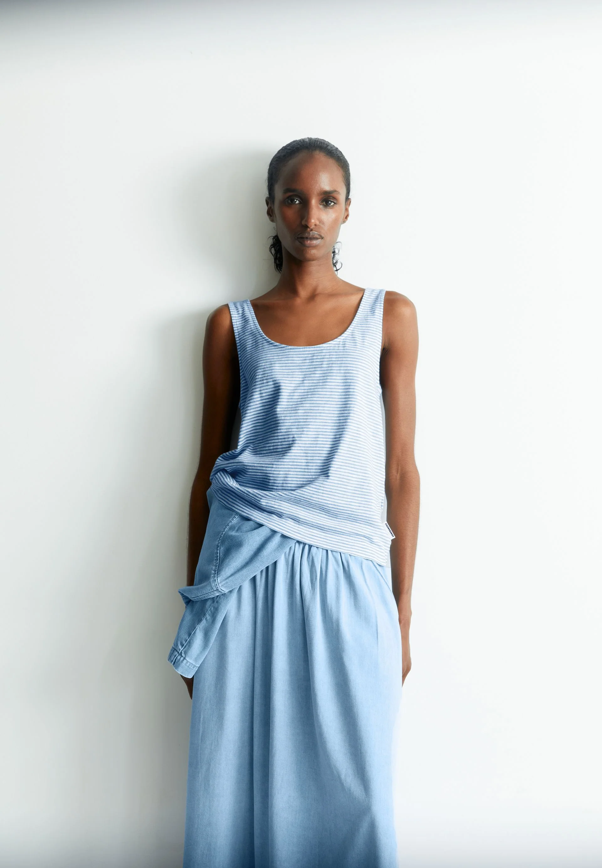 MINAAMI LITA TOP | oatmilk-silky blue - Image 4