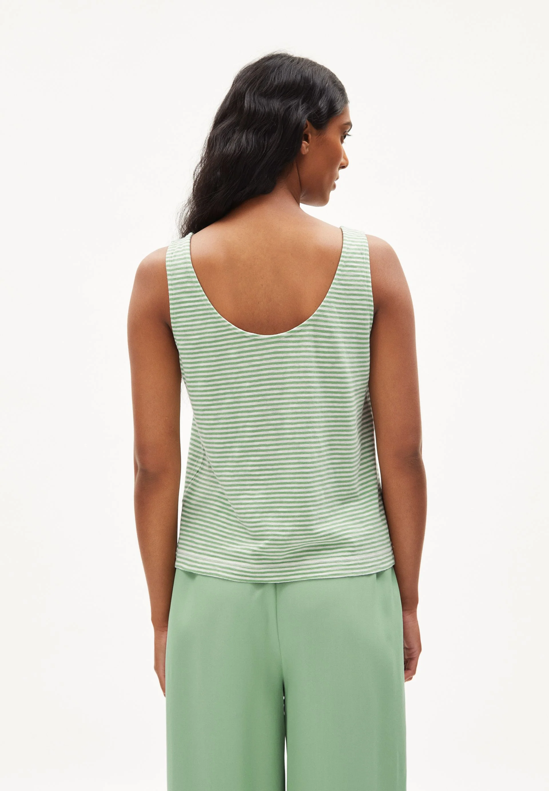 MINAAMI LITA TOP | smith green-oatmilk - Image 2