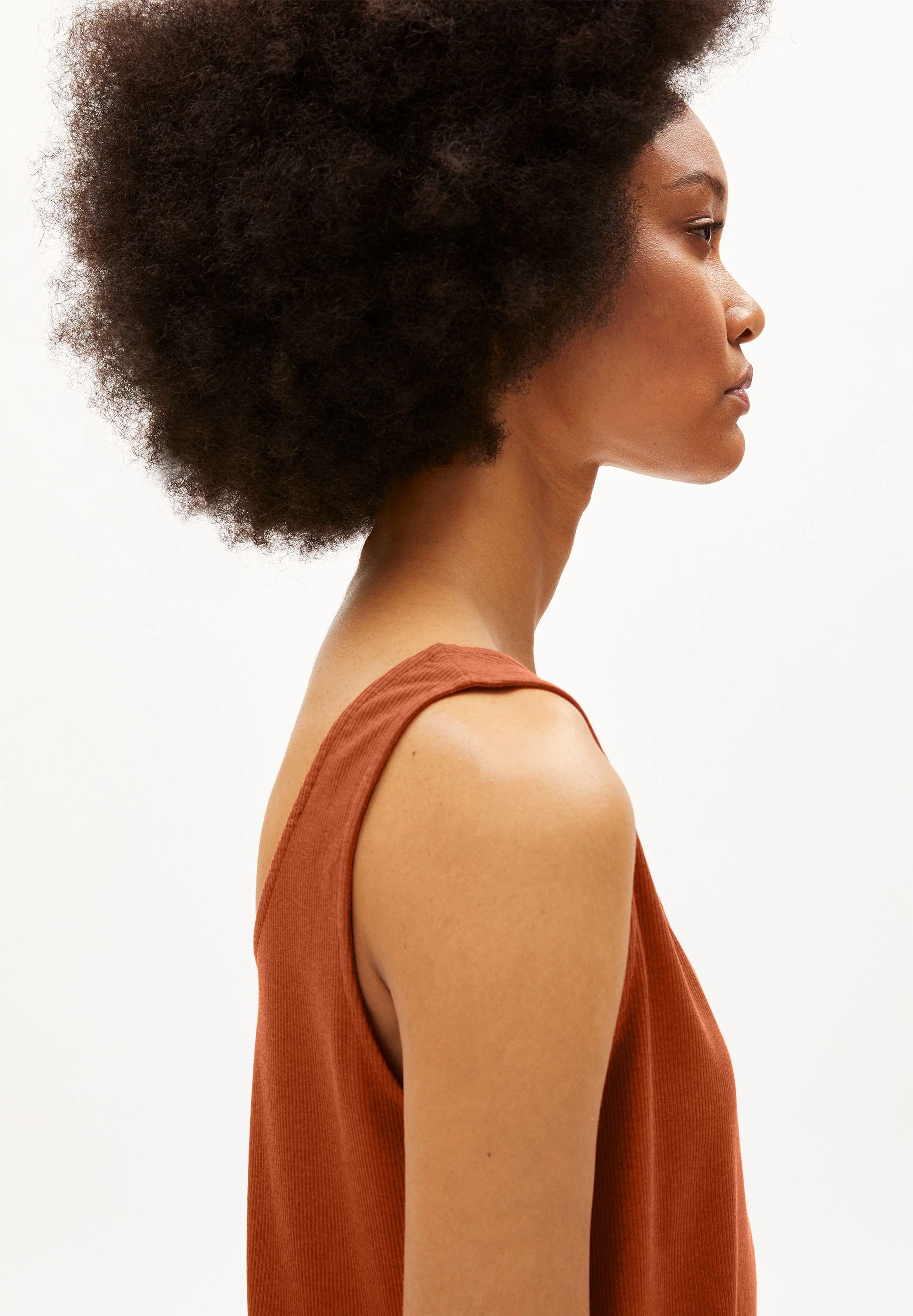 MINAAMI | reddish brown - Image 3