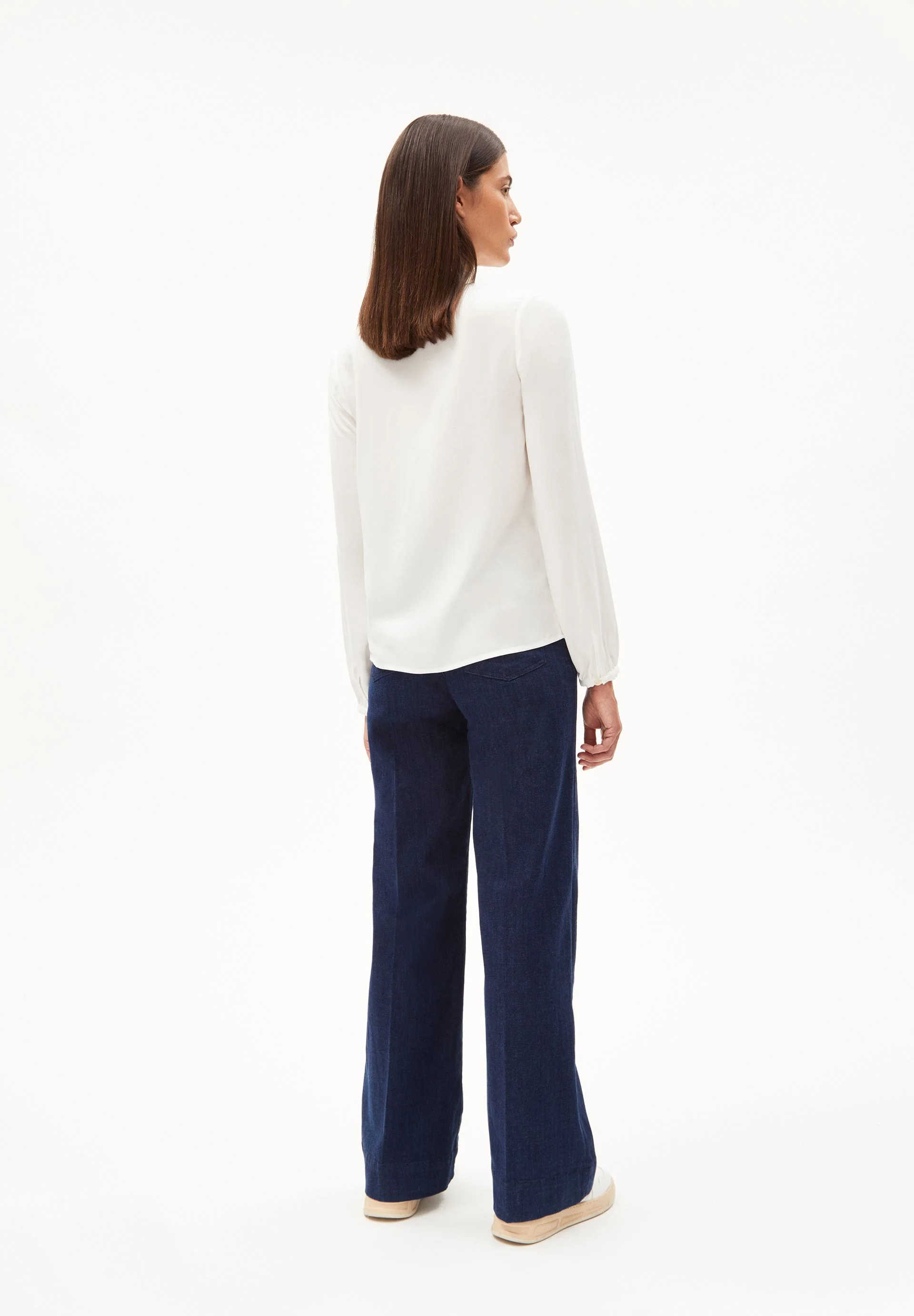 MIUNAA | off white - Image 2