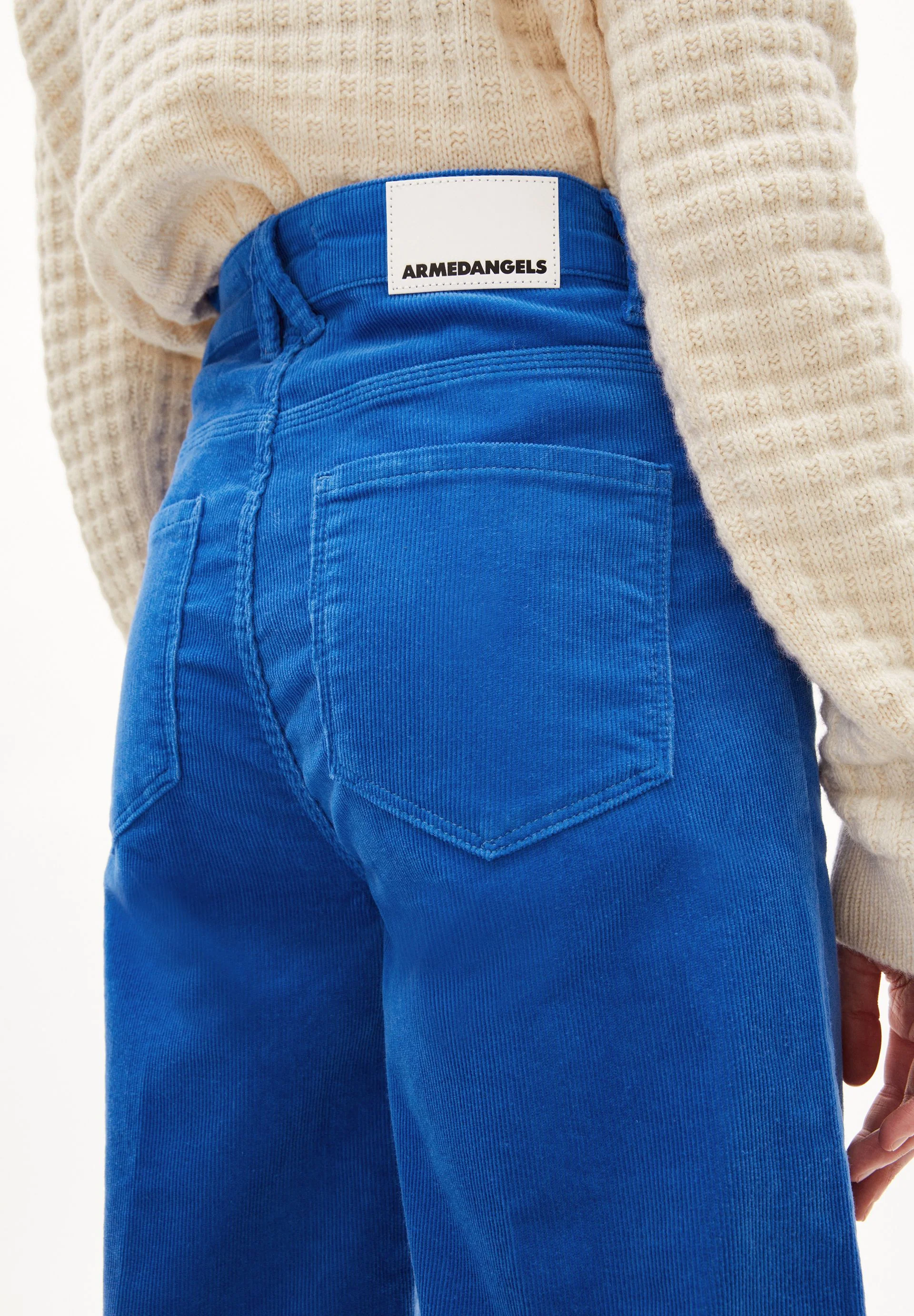 MURLIAA CORDUROY | warm blue - Image 3