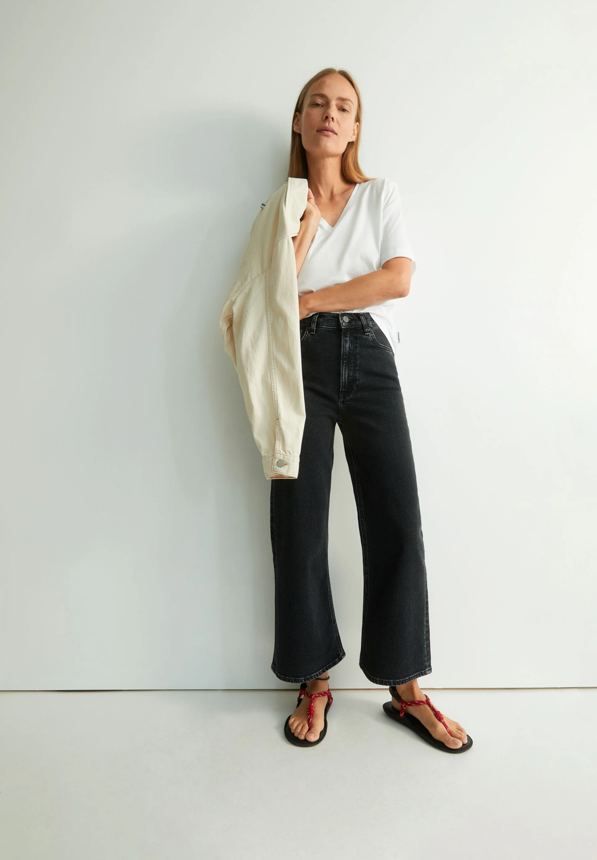 MURLIAA CROPPED WIDE JEANS | ebony black - Image 4