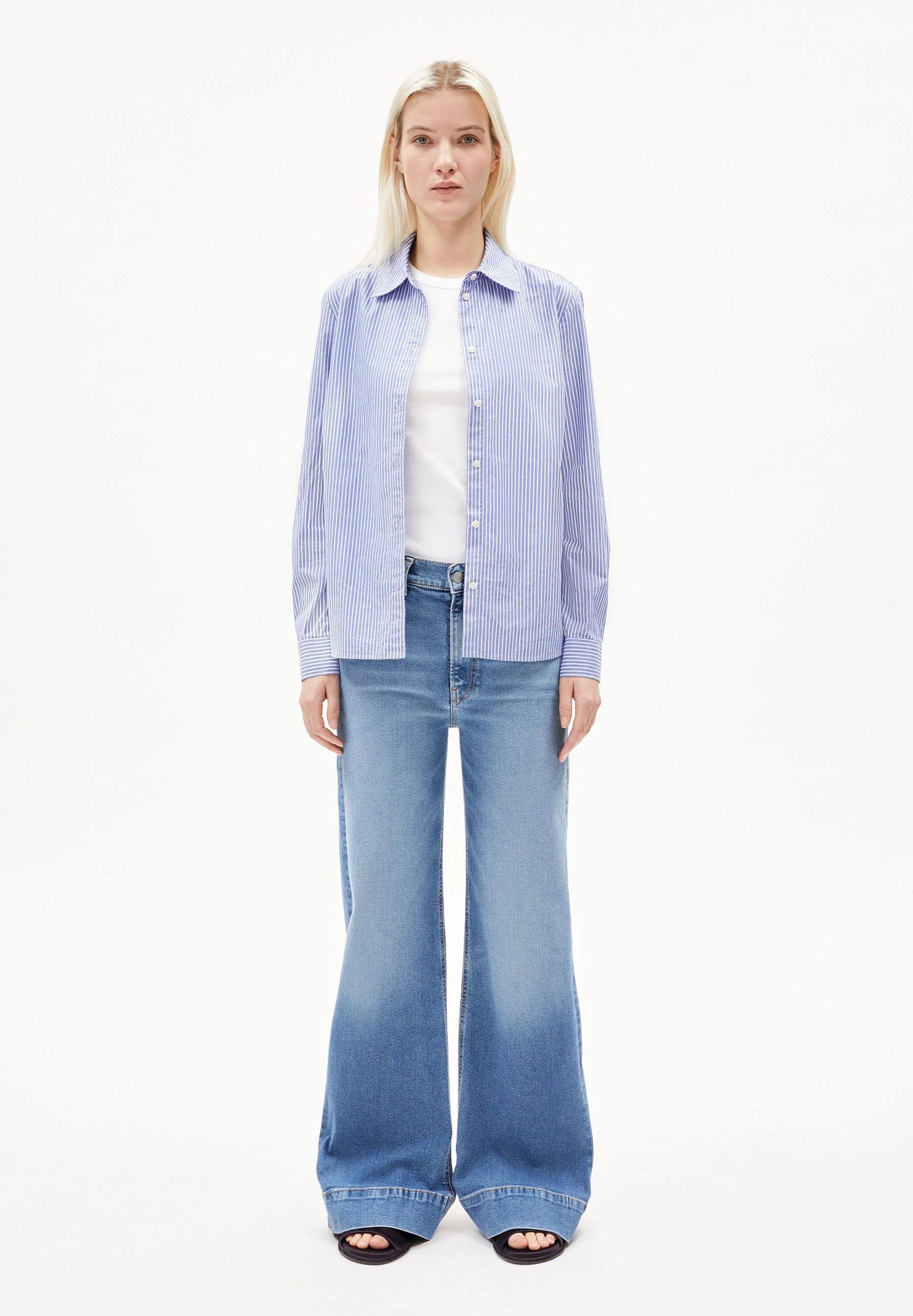 MURLIAA HIGH WAIST WIDE JEANS | lighten - Image 5