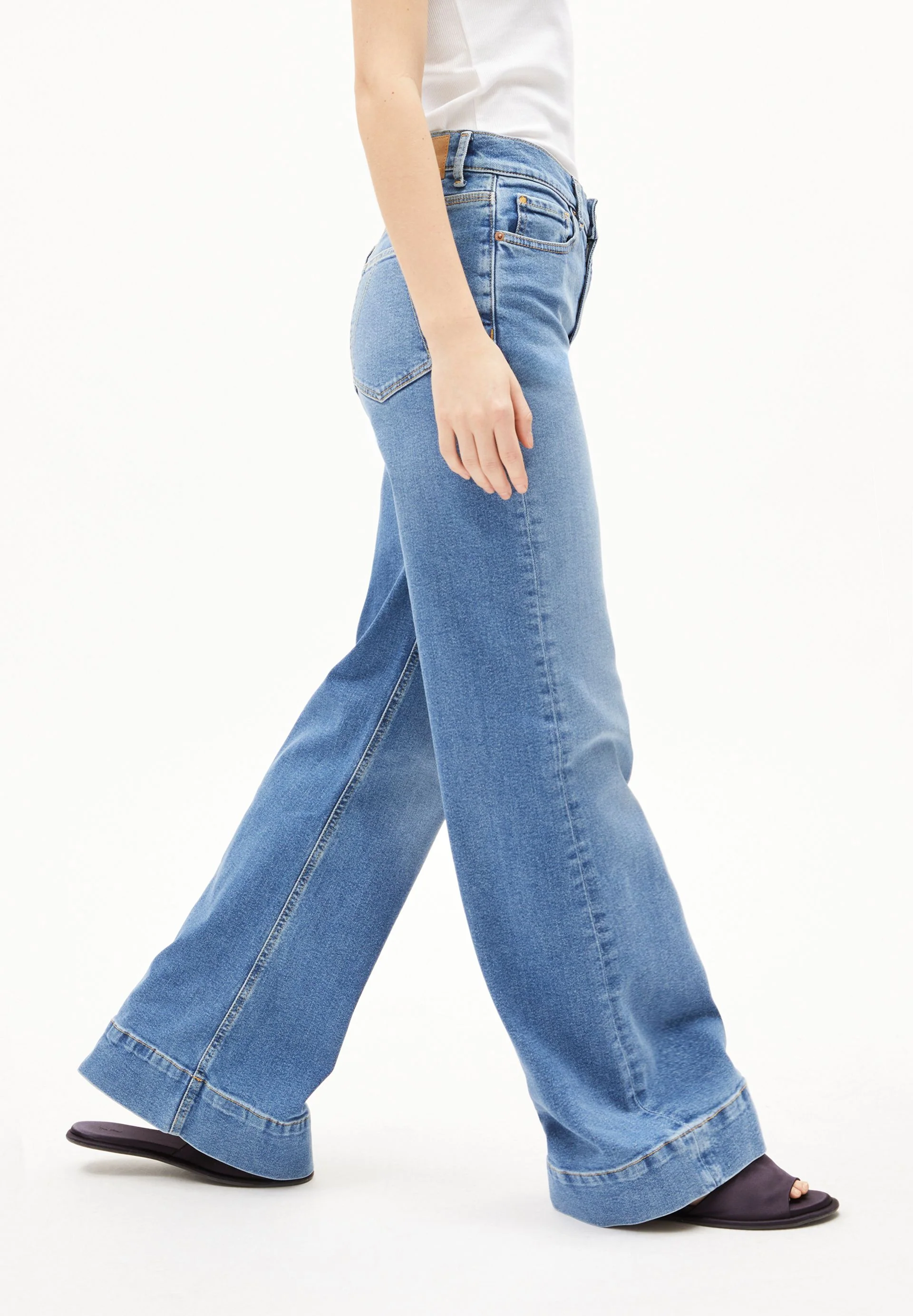 MURLIAA HIGH WAIST WIDE JEANS | lighten - Image 6