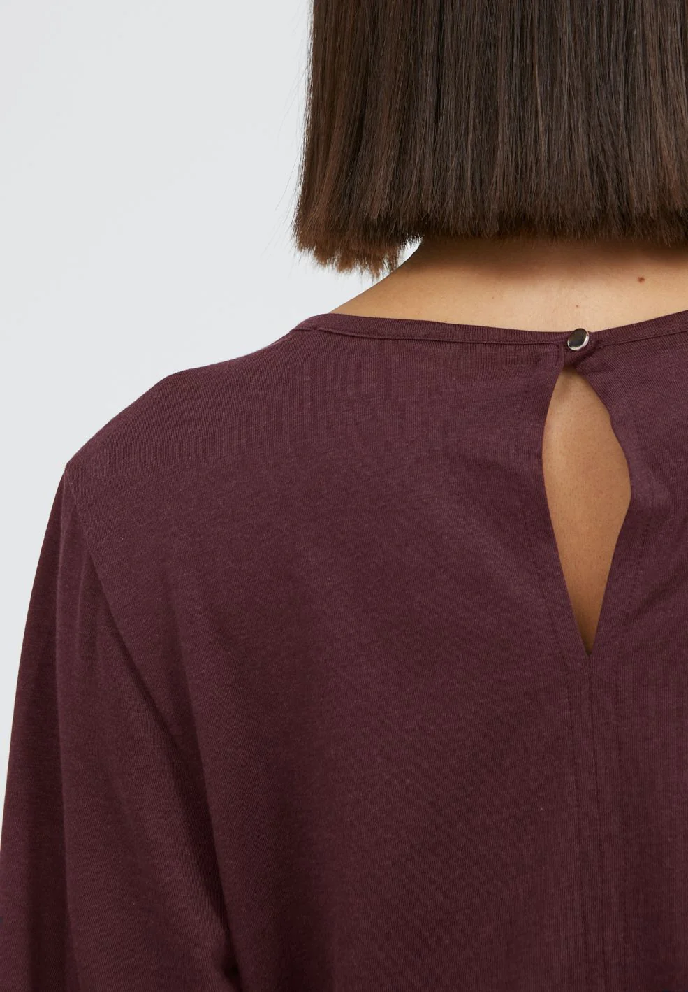 NAILAA SOLID | aubergine - Image 3