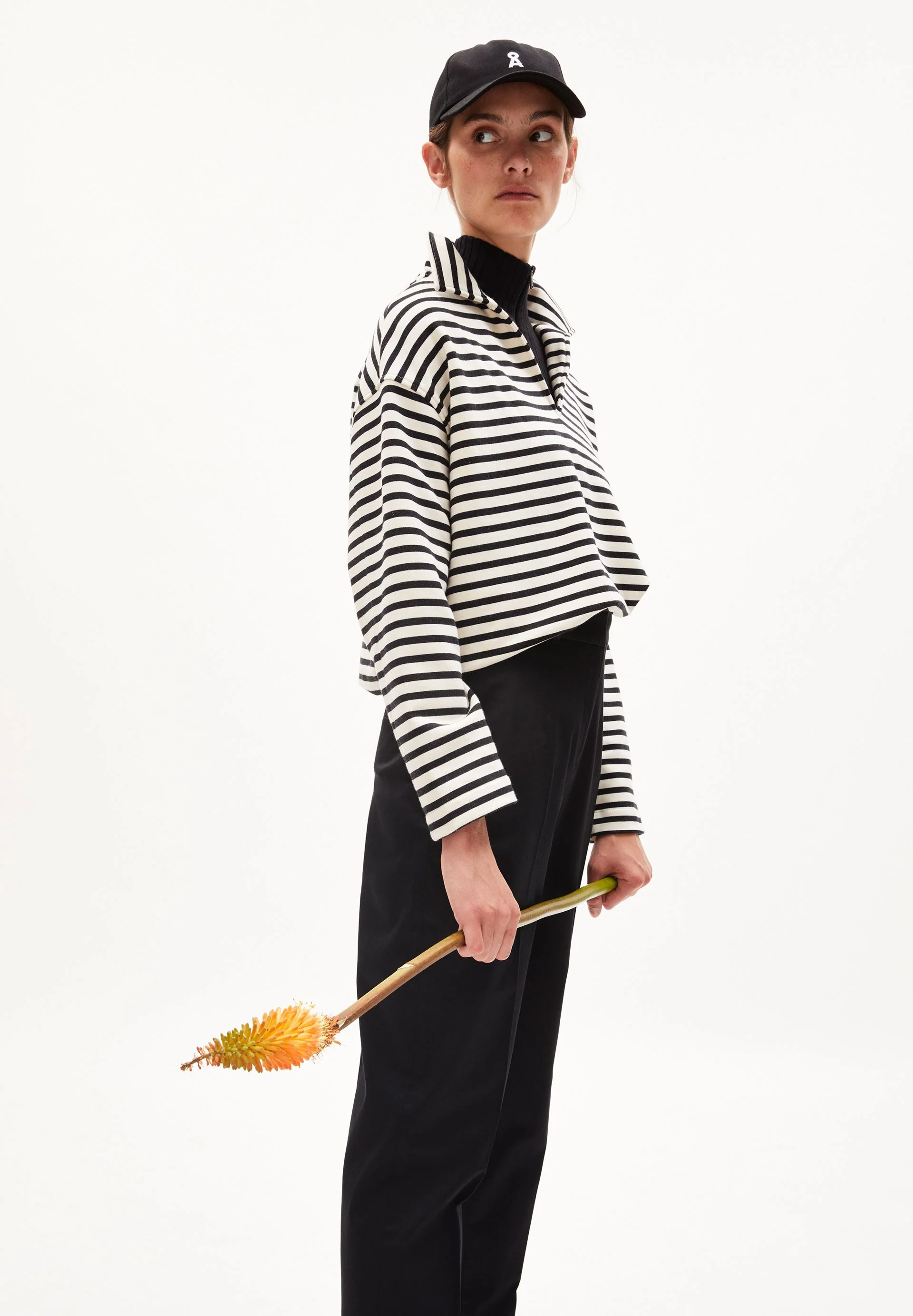 NAIRAA STRIPE | undyed-black - Image 4