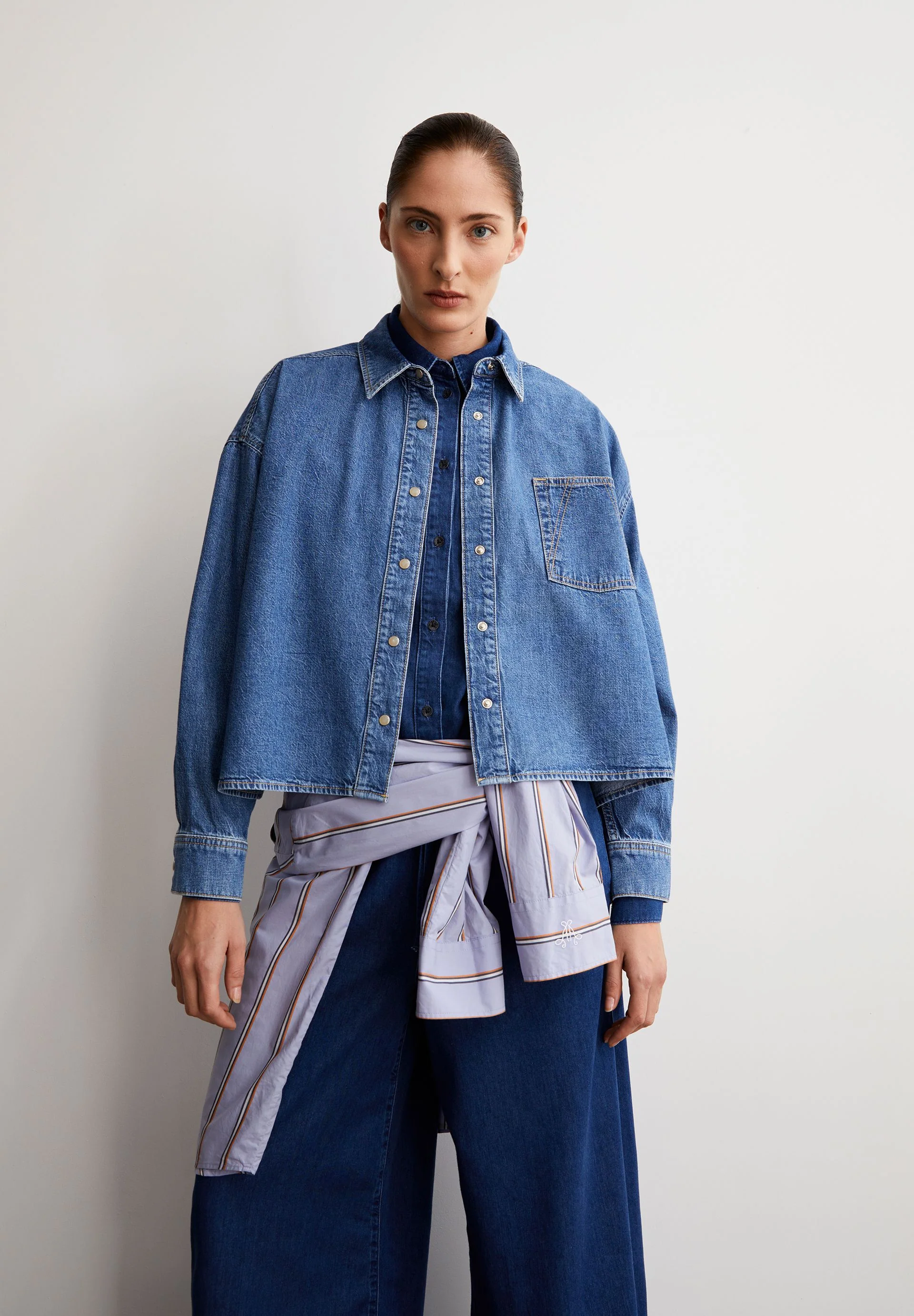 NALAANI DENIM BLOUSE | sea foam - Image 4