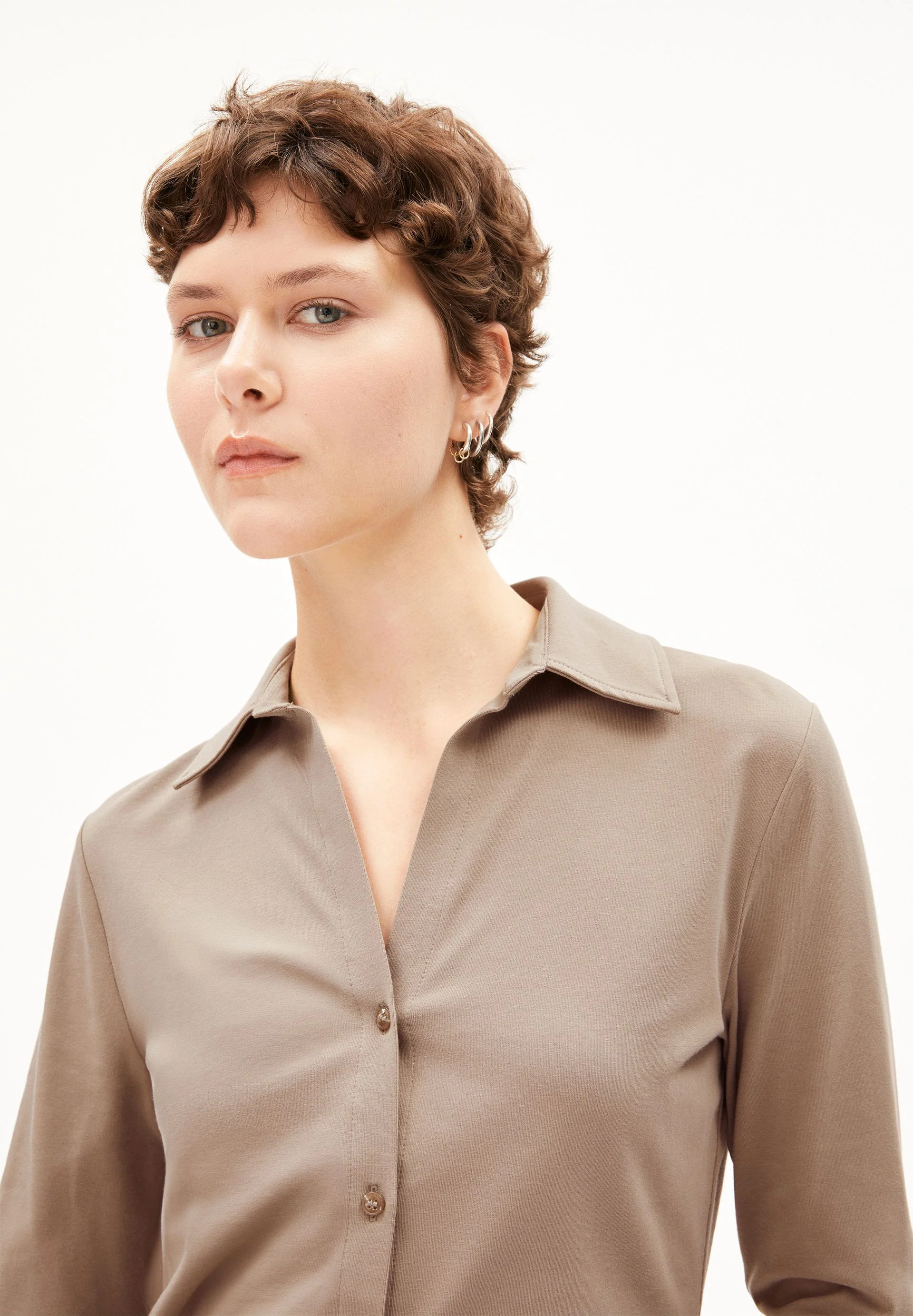 NALAANNIA BLUSE | shiitake - Image 3