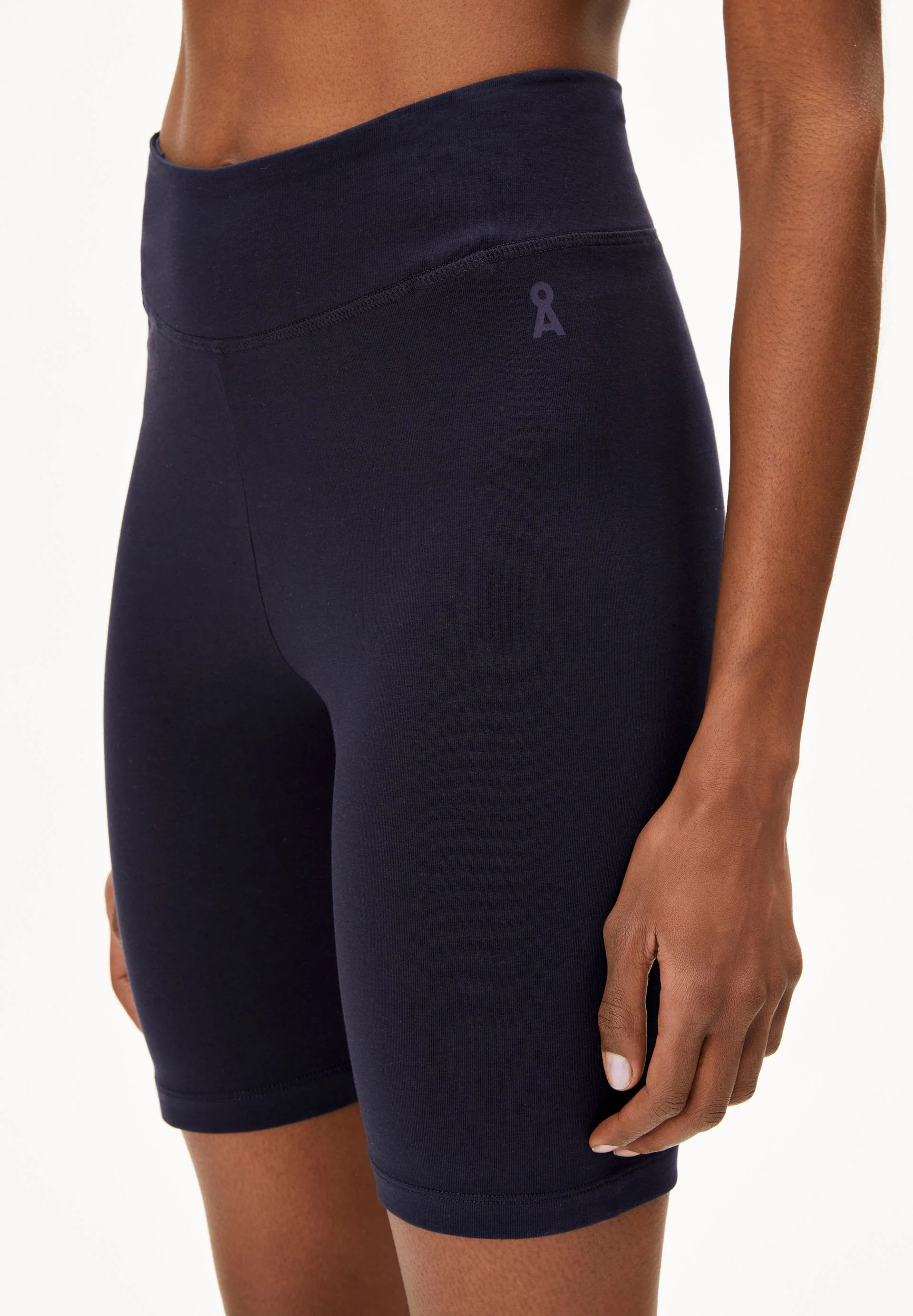 NEDAA LITAA SHORTS | night sky - Image 3