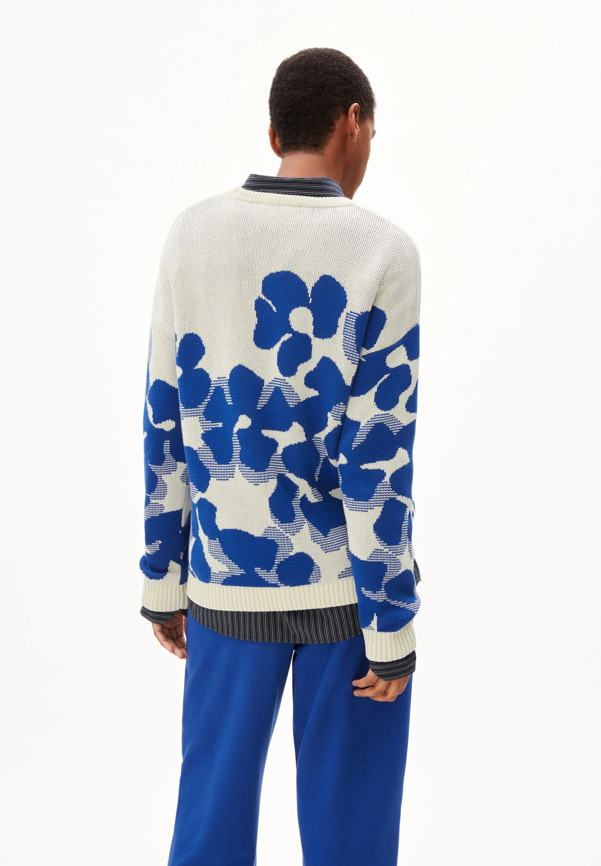 OLESSYAA AQUA FLORAL | oatmilk-dynamo blue - Image 2