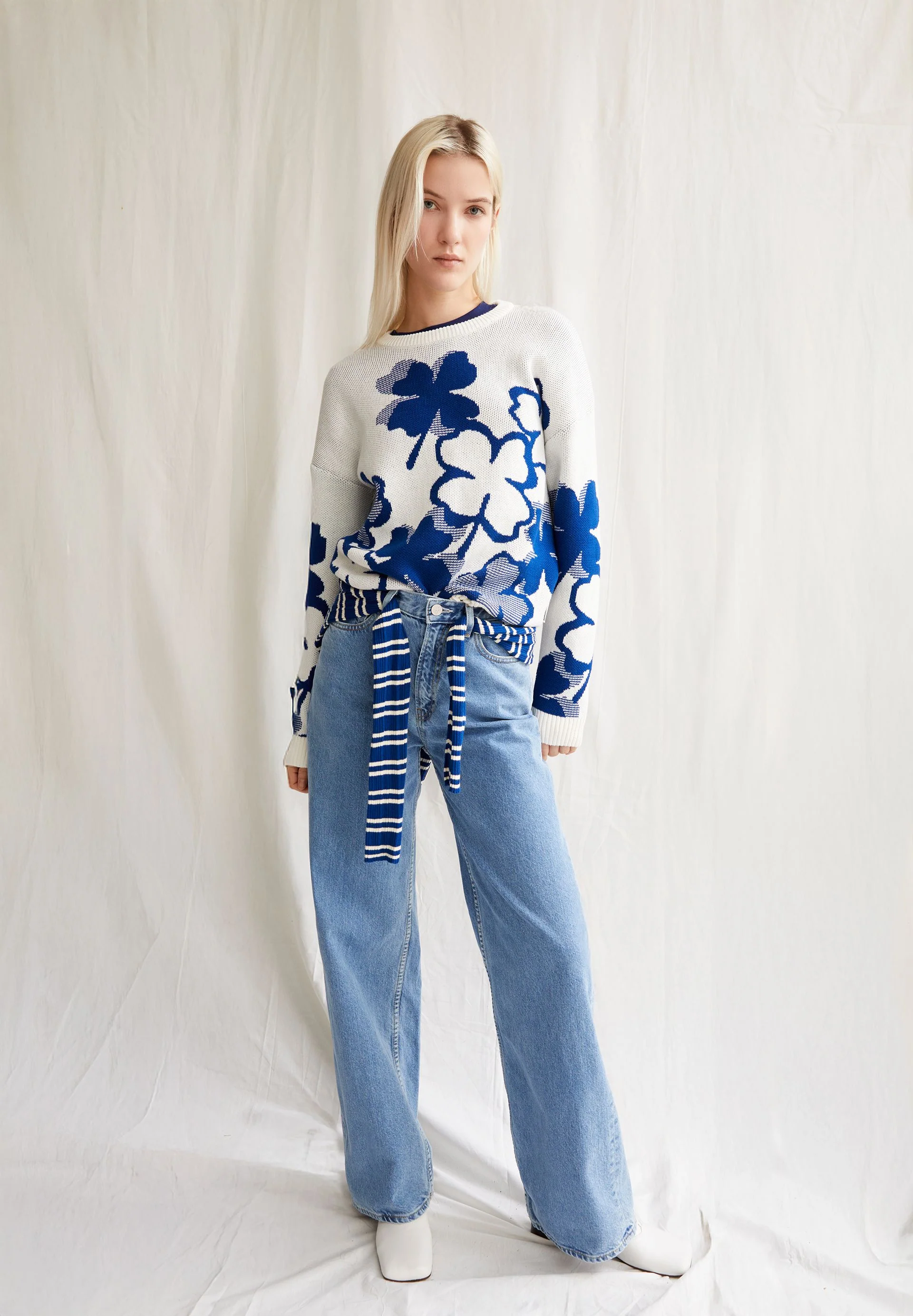 OLESSYAA CLOVER | lapis blue-light oatmilk - Image 4