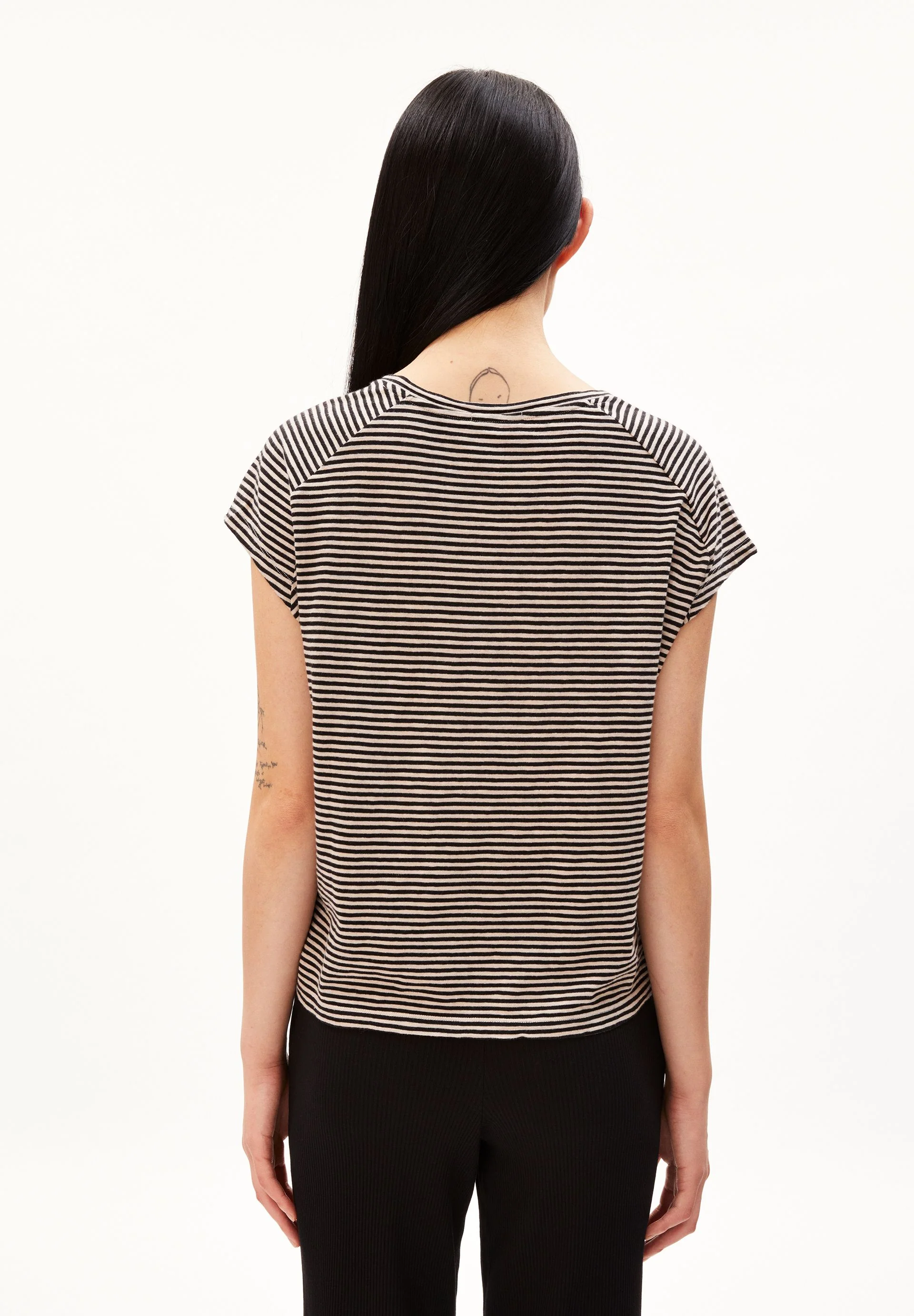 ONELIAA LOVELY STRIPES T-SHIRT | black-light desert - Image 2