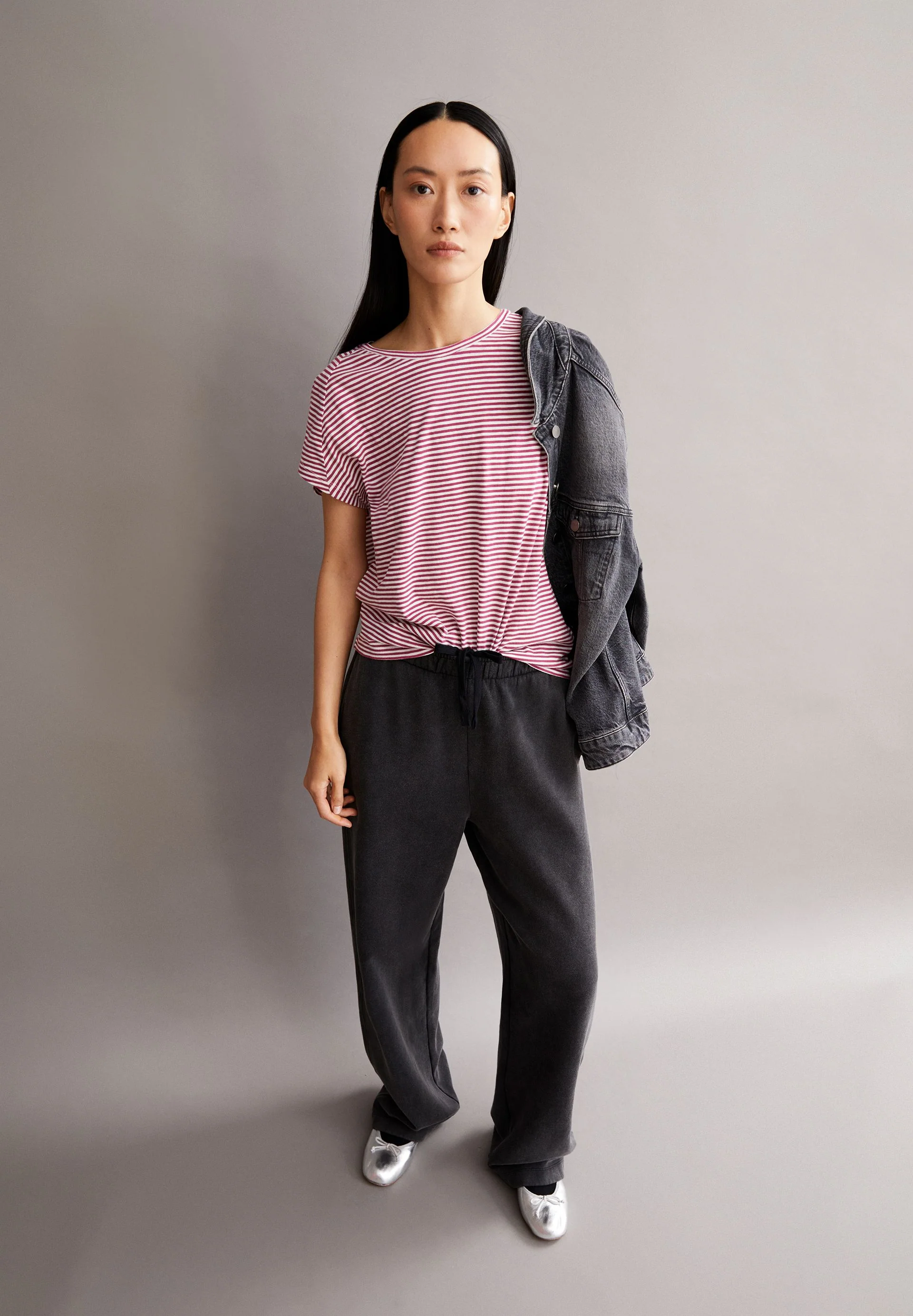 ONELIAA LOVELY STRIPES T-SHIRT | crushed berry-oatmilk - Image 4