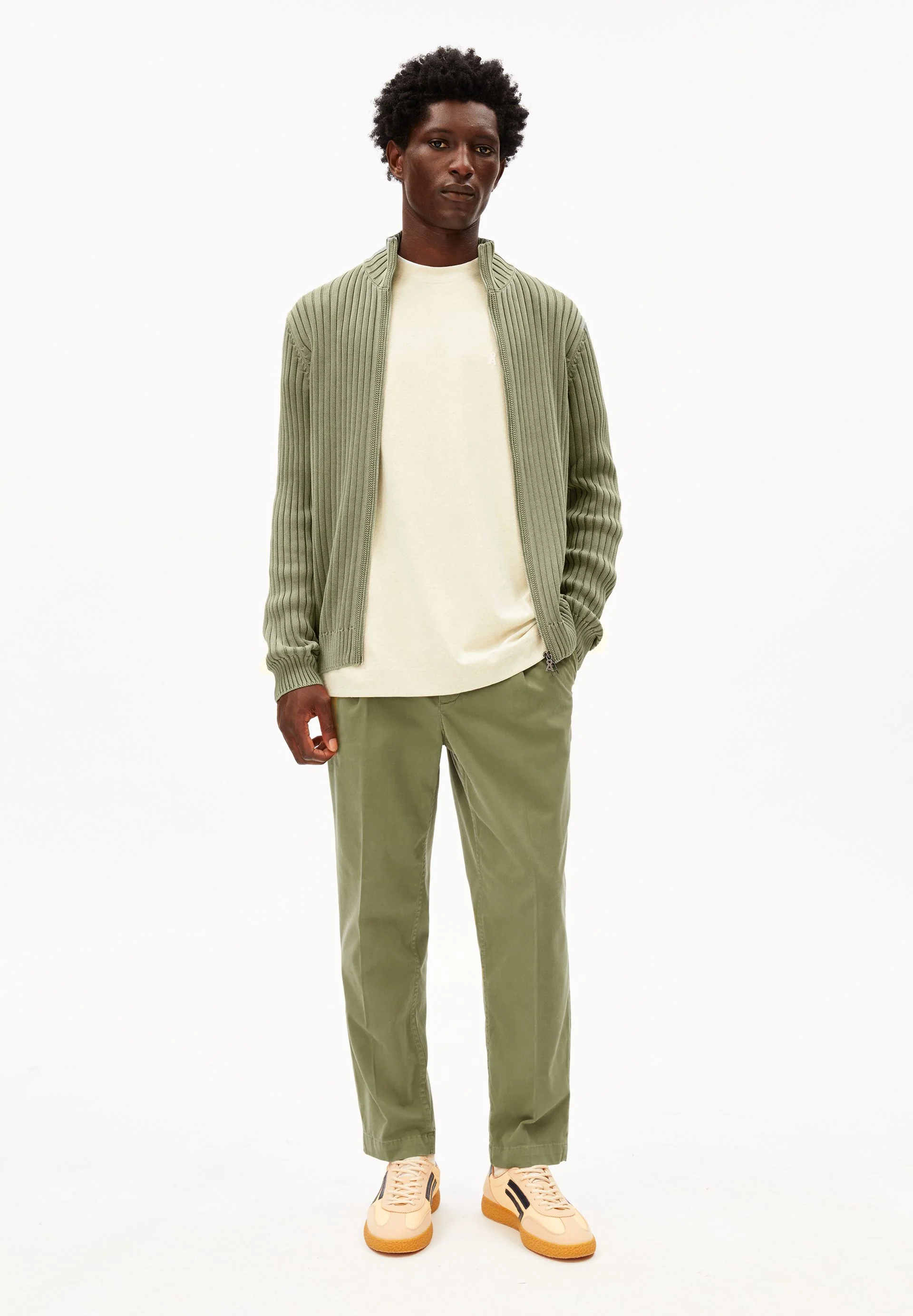 PIGMENT DYE STRICKJACKE | fatigue green - Image 5