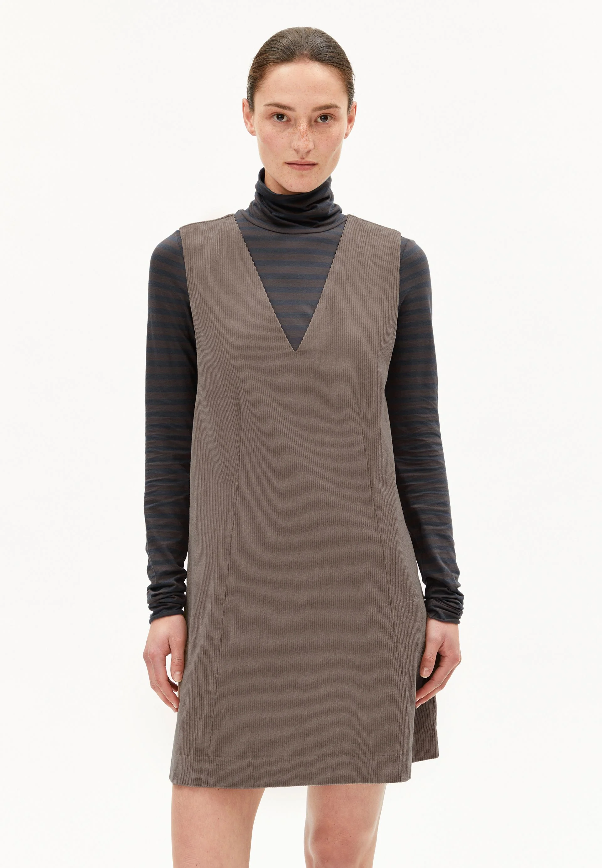 PINAAFO CORDUROY - Image 2