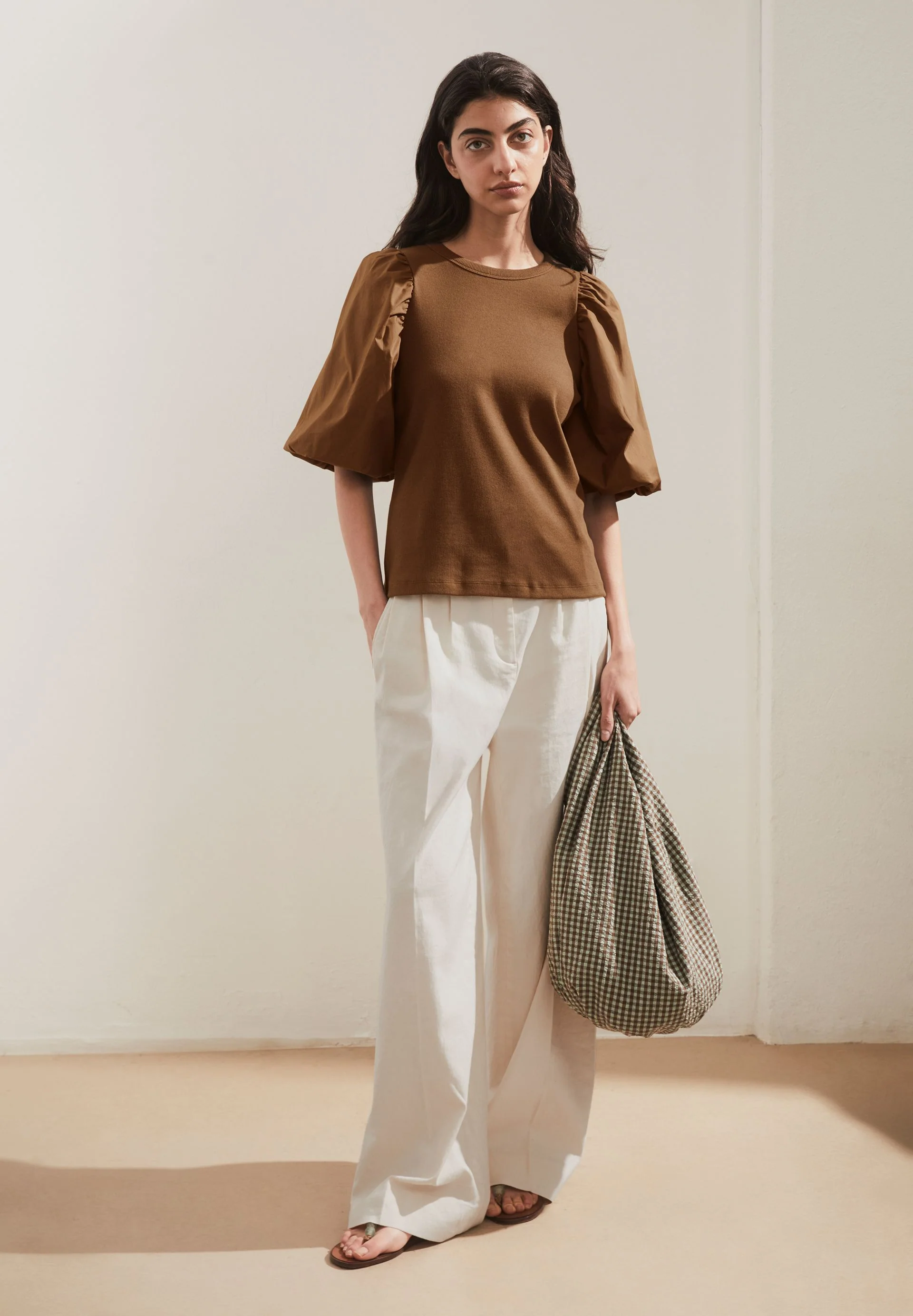 PUFFÄRMEL T-SHIRT | dried palm - Image 4