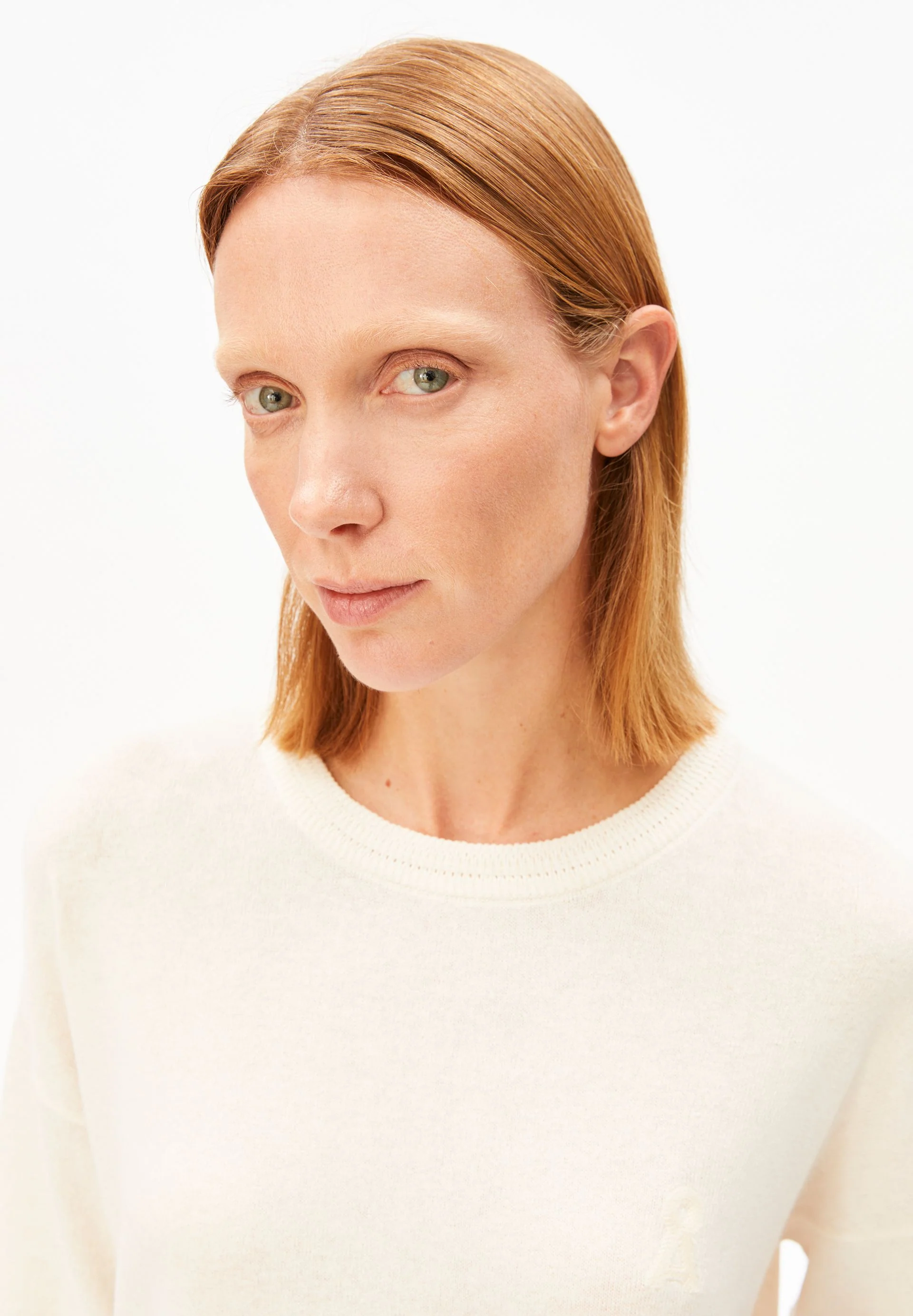 KURZÄRMLIGES LEINEN-MIX STRICKSHIRT | undyed - Image 3