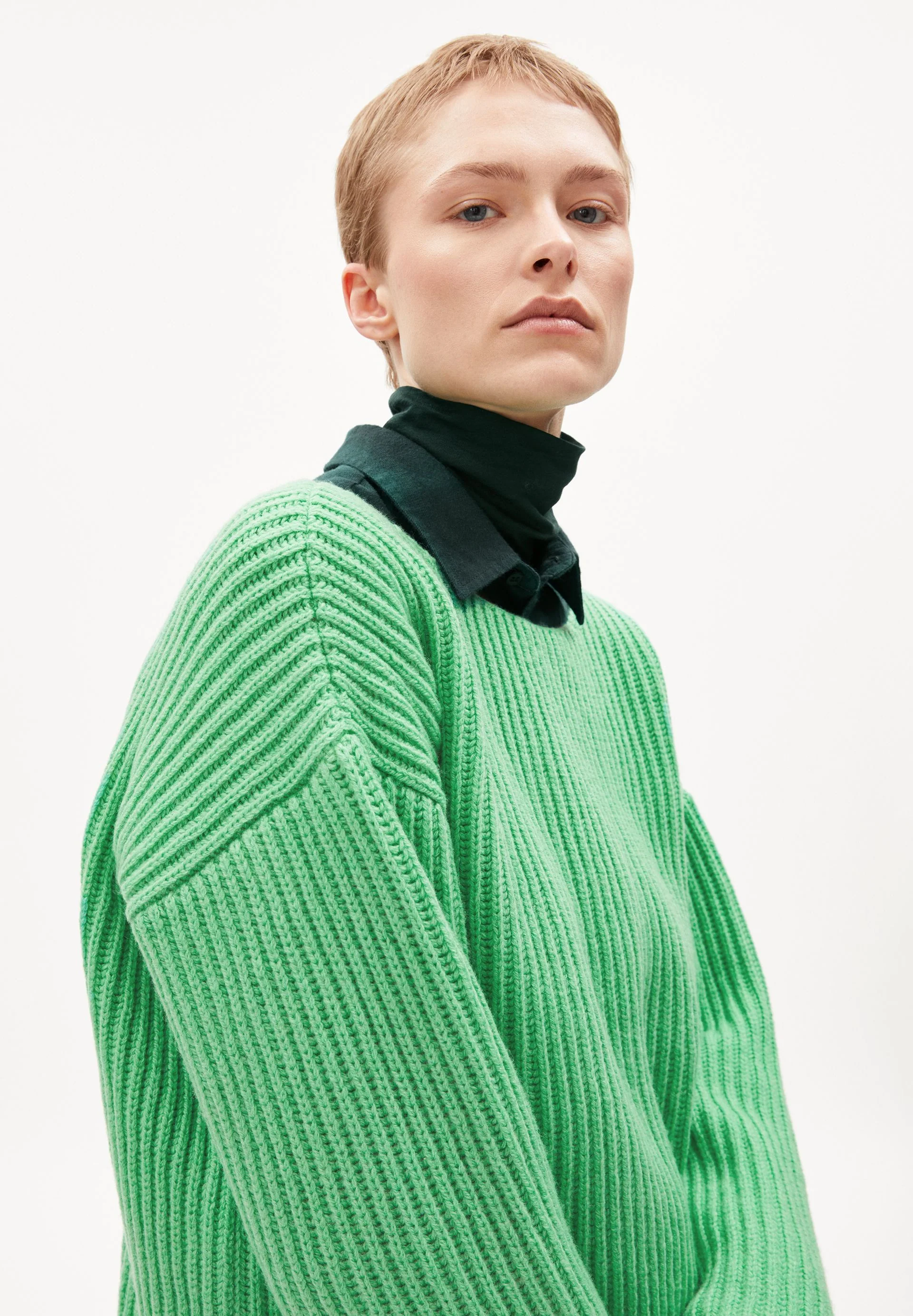 SAADI SOLID | apple neon - Image 3