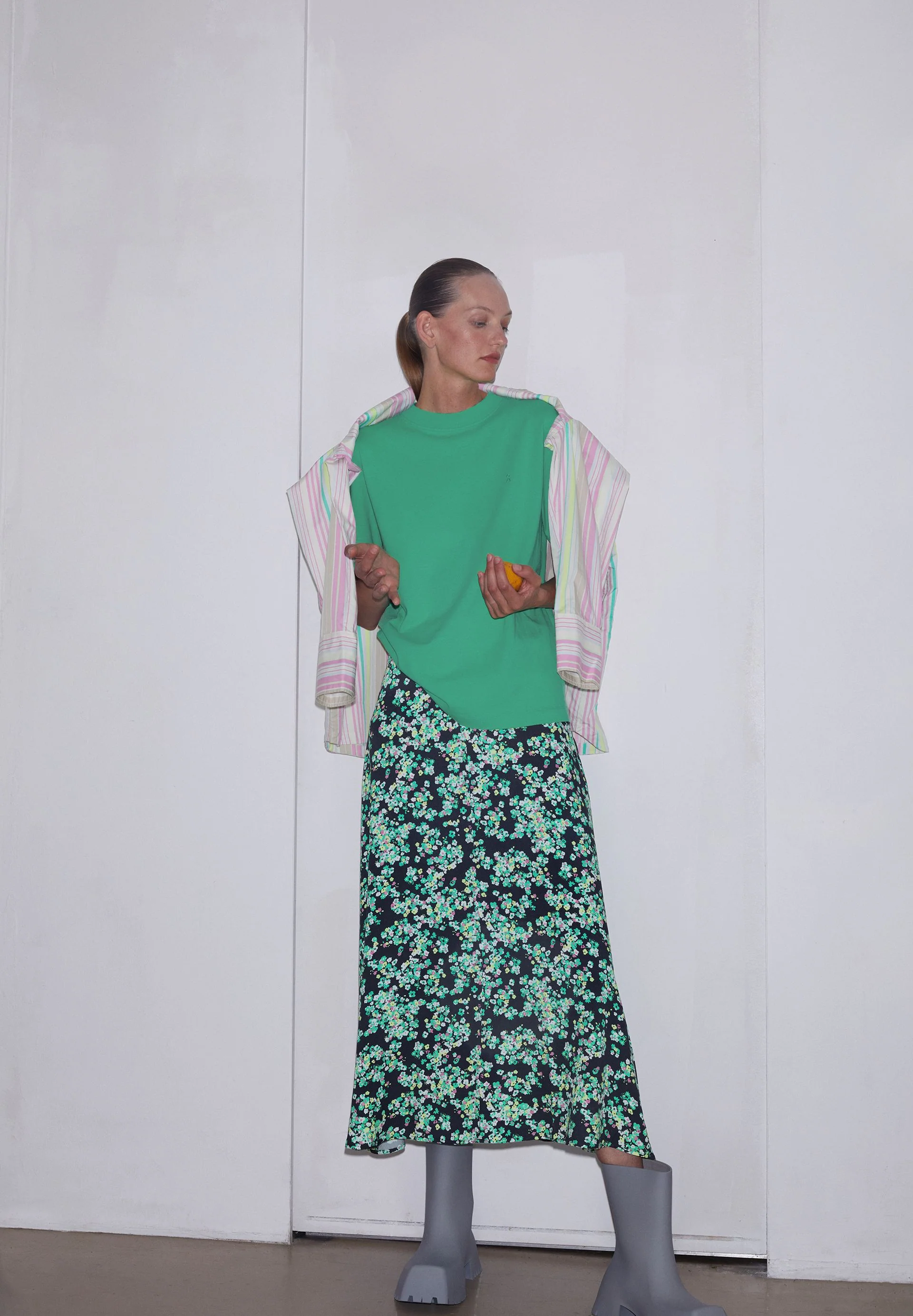 SAALANJA  DITSY FLORAL | night sky - Image 4