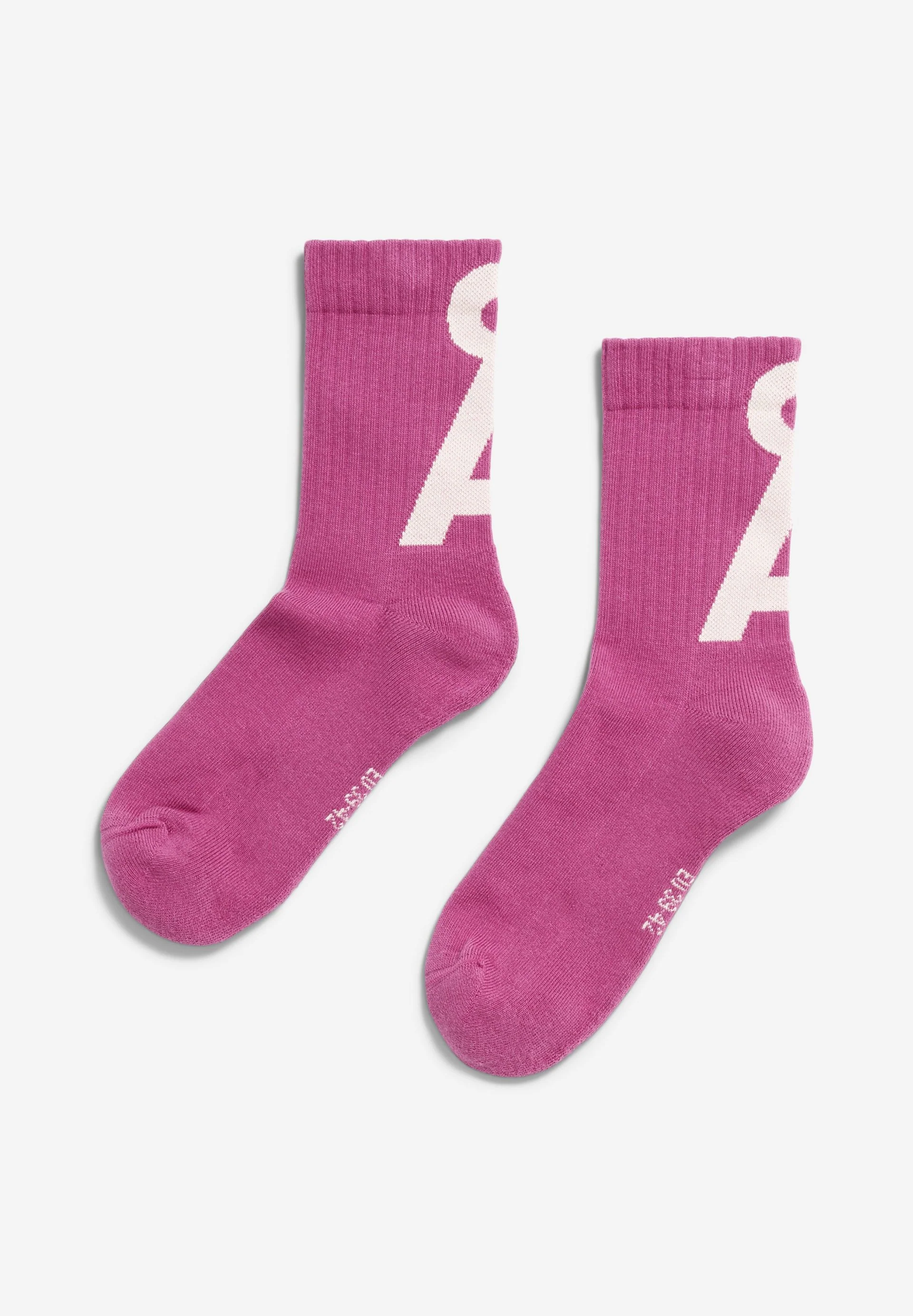 SAAMUS SHORT | crushed berry-oatmilk - Image 2
