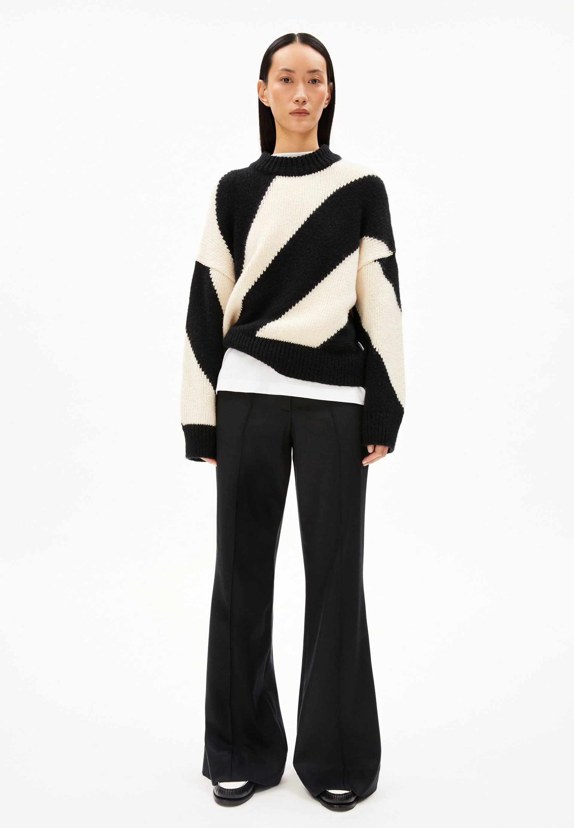 SADNAA STRIPES | oatmilk-black - Image 5