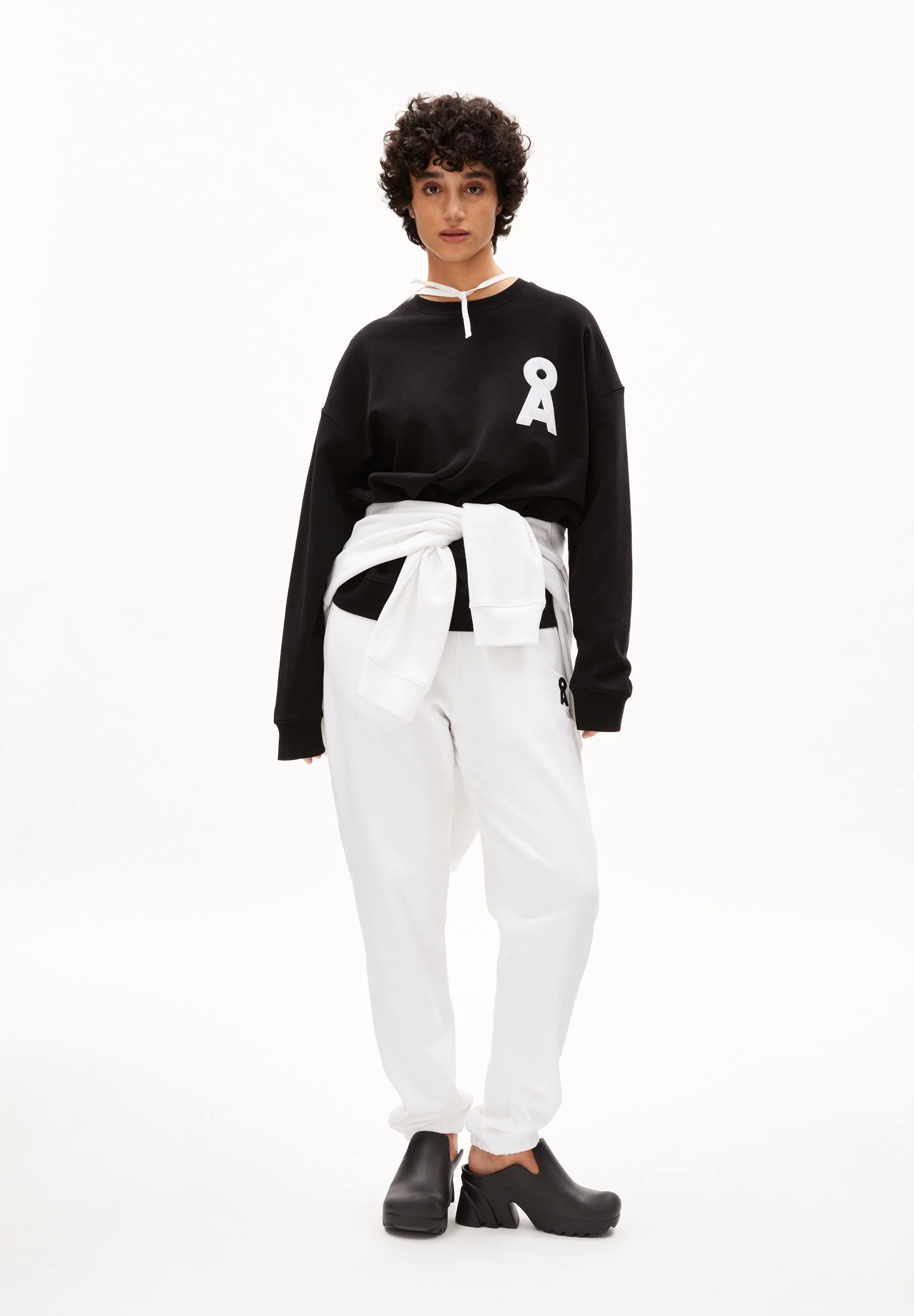 SASHAA ICONIC CAPSULE | black - Image 5