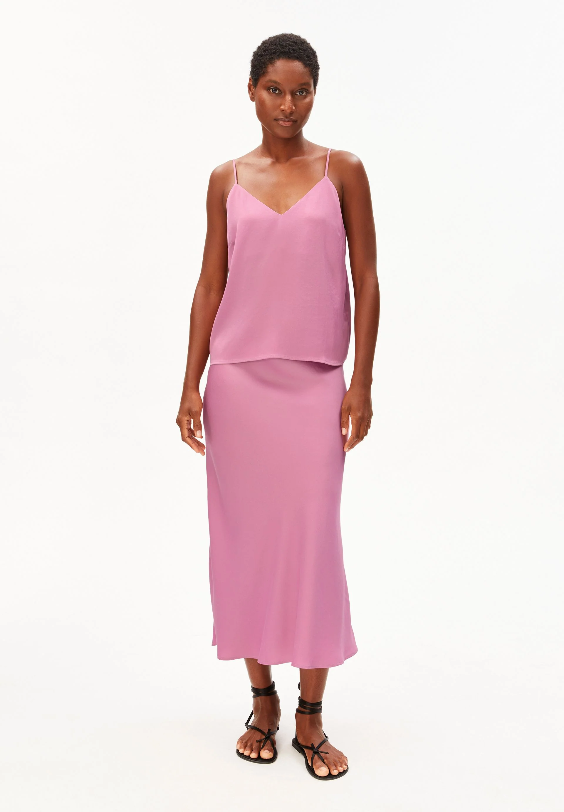 SATIN SPAGHETTITRÄGERTOP | washed berry - Image 5