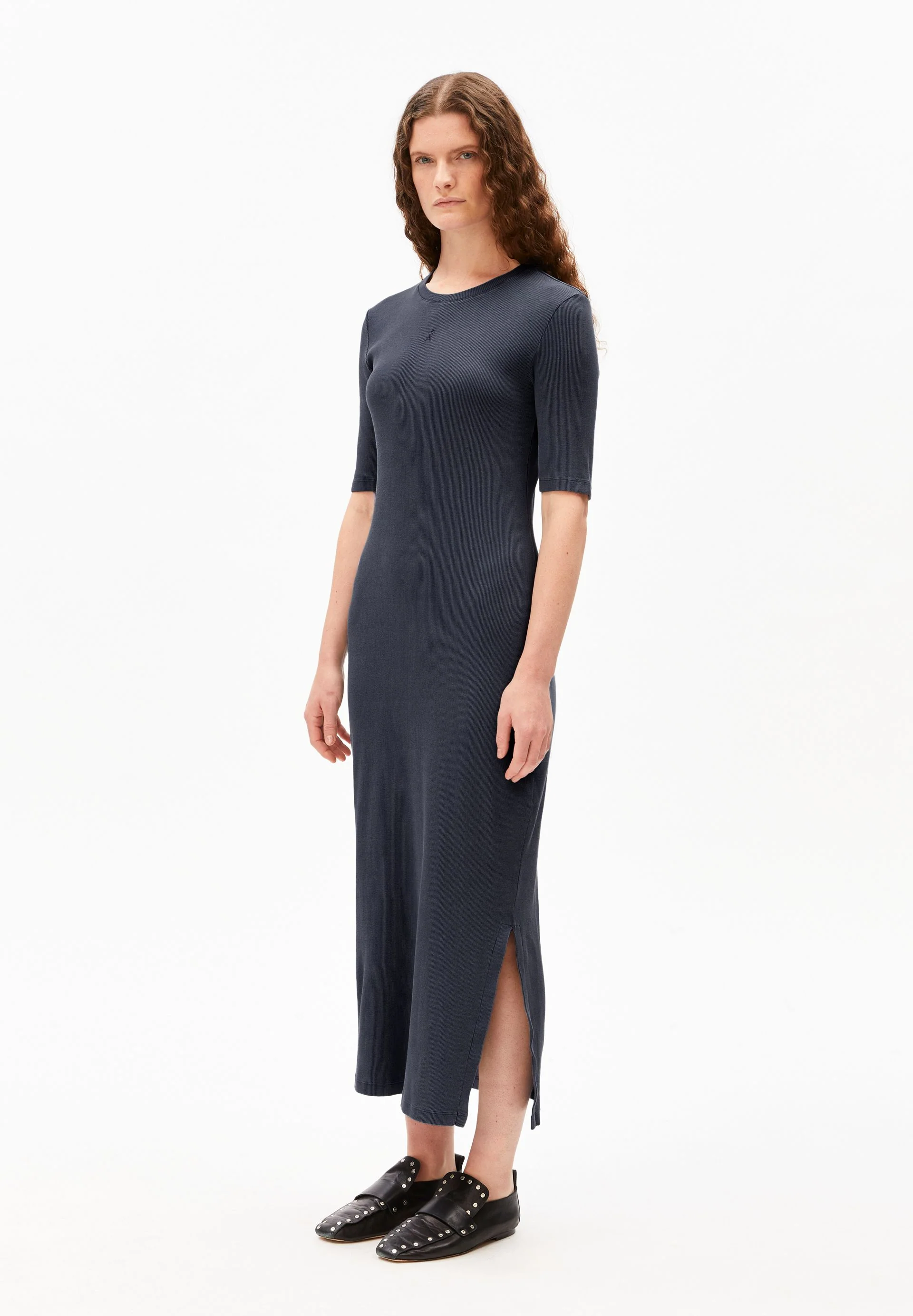 SEHAARAA GMT DYE KLEID | tinted navy - Image 5