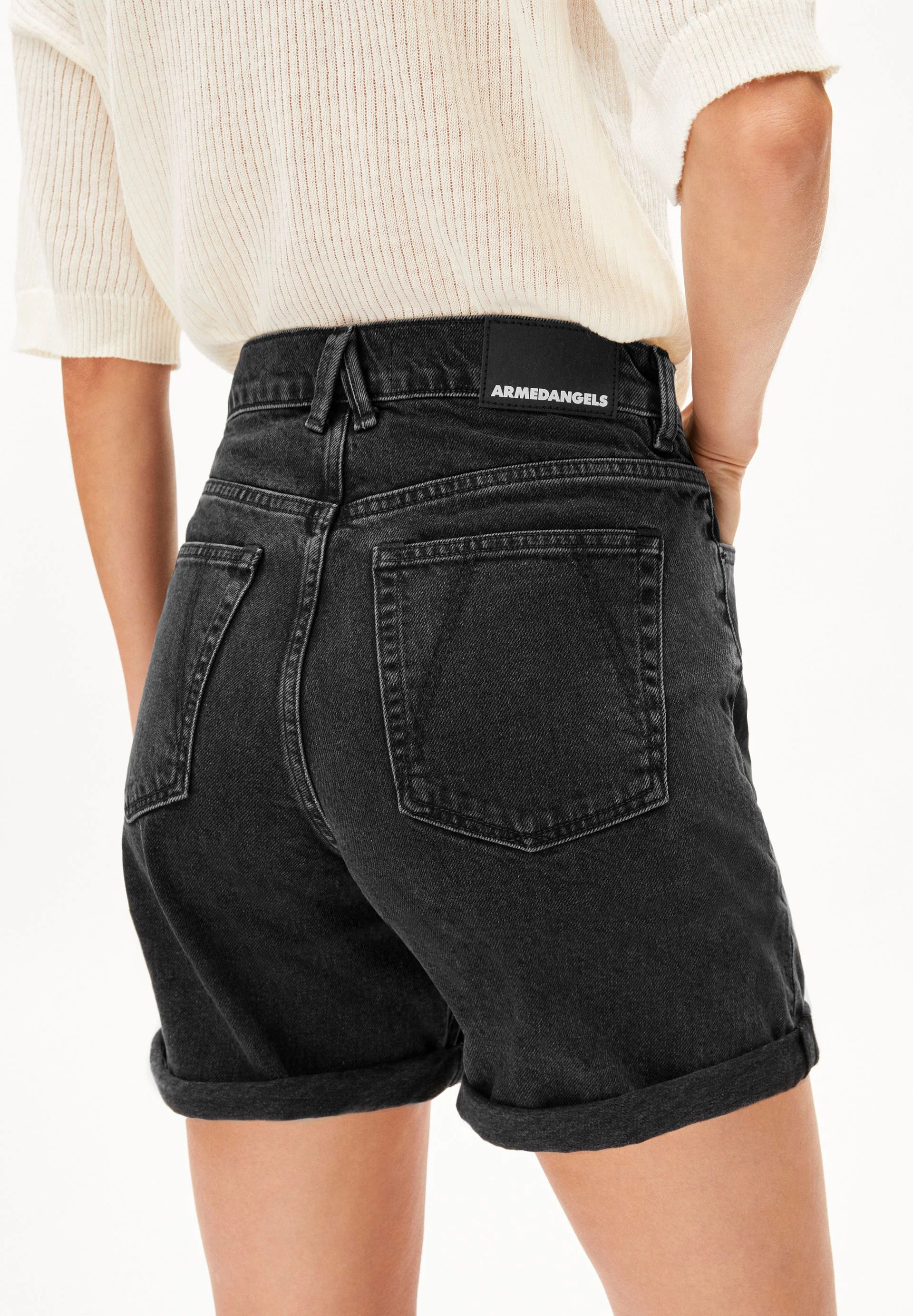 SHEAARI HIGH WAIST JEANS-SHORTS | ebony black - Image 3