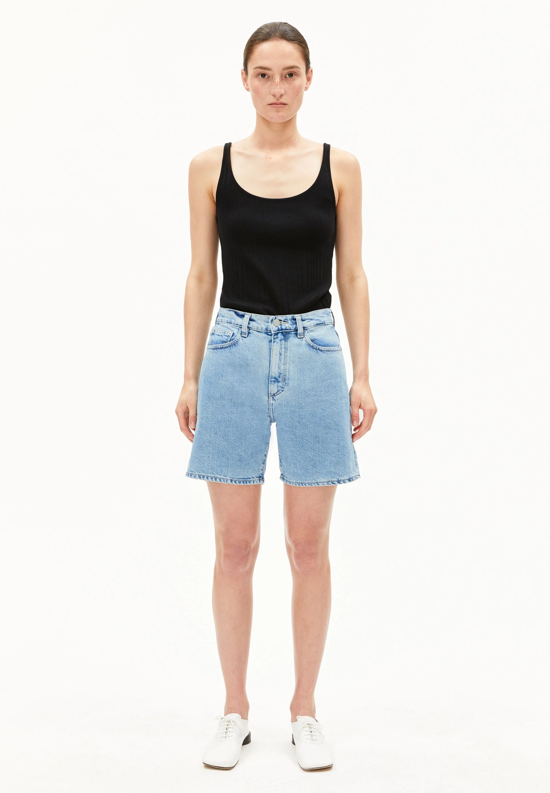 SHEAARI HIGH WAIST JEANS-SHORTS | fresh blue - Image 5