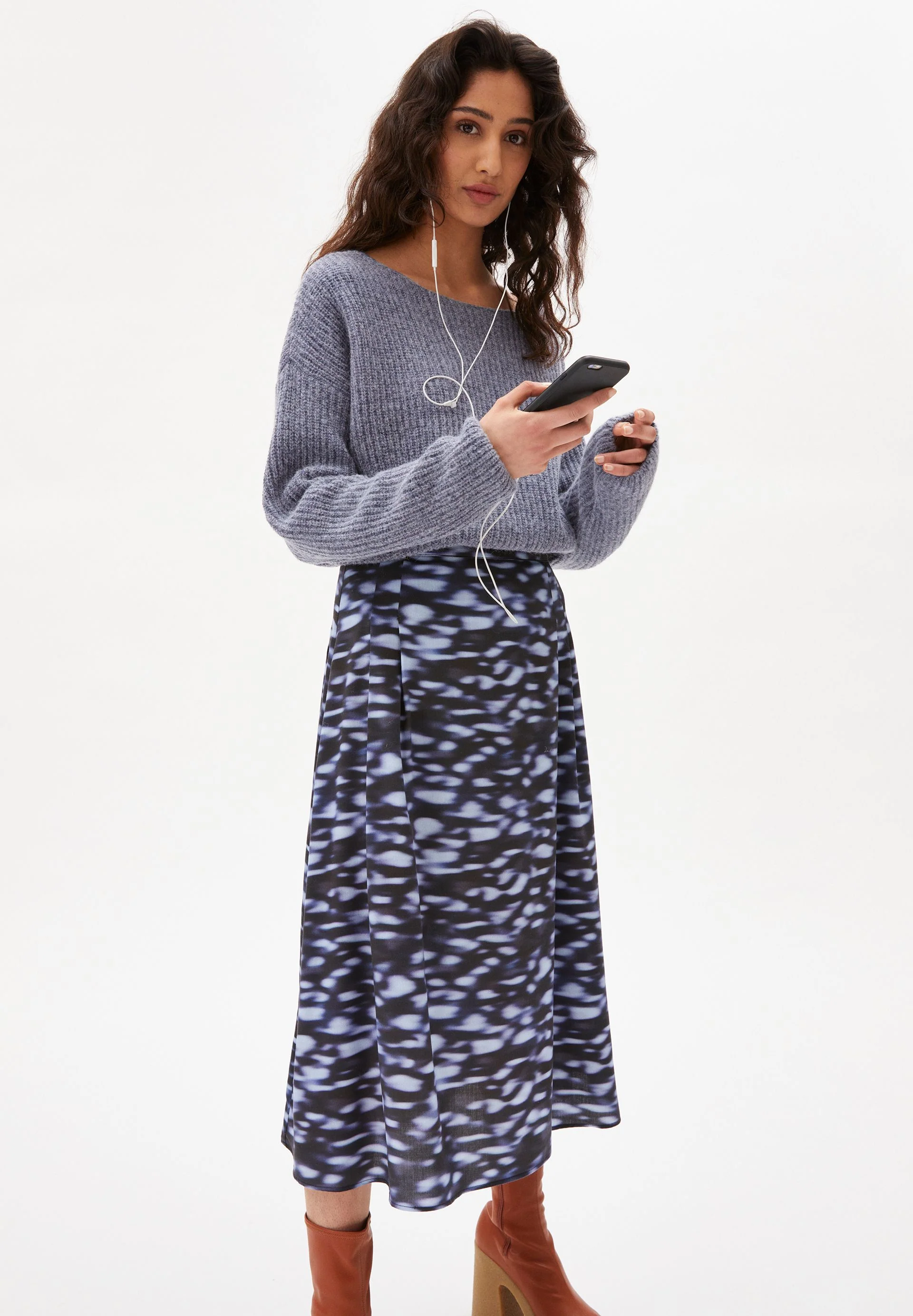 SIAANA | light shadow blue - Image 4