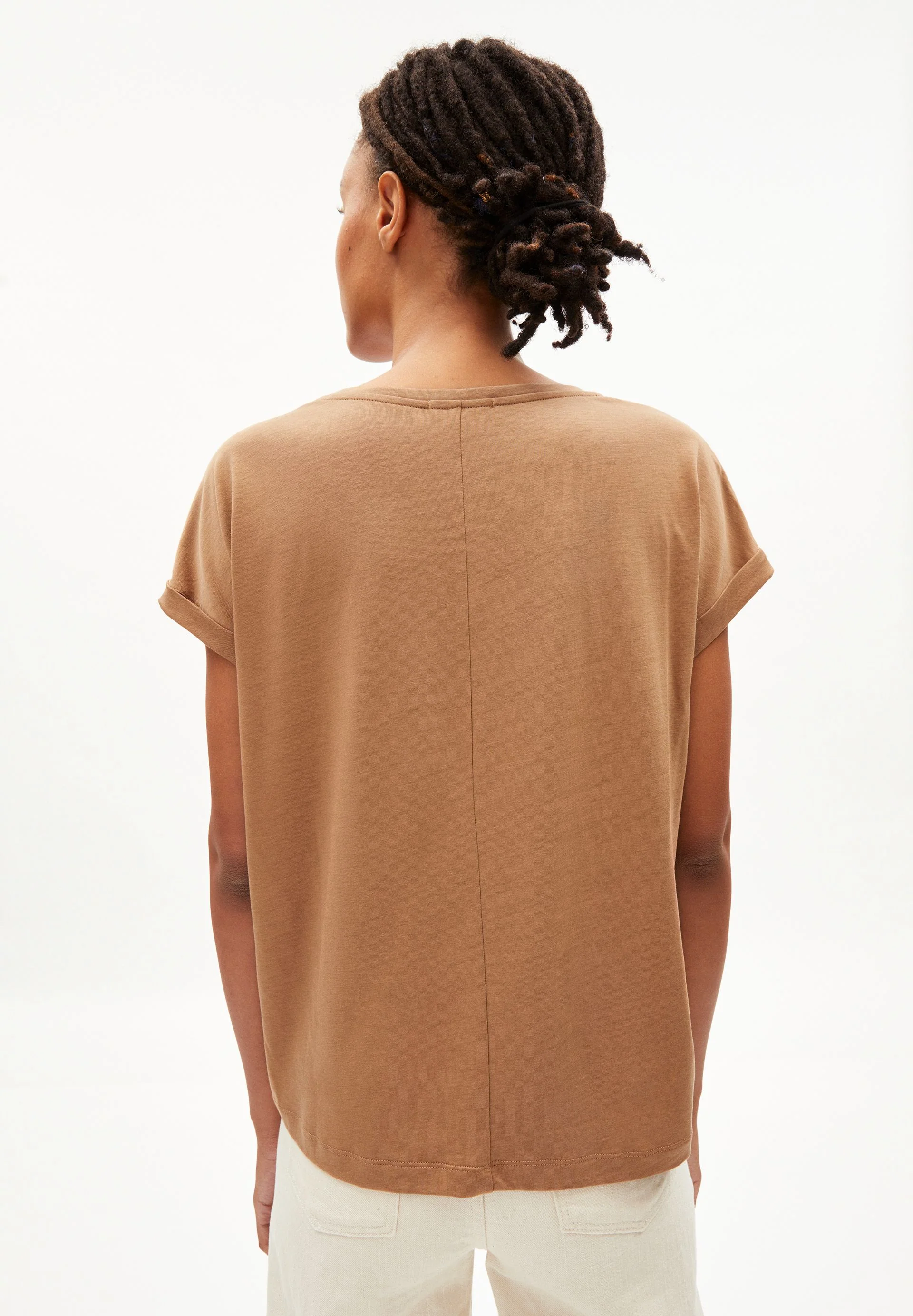 SINJAA | smoky almond - Image 2