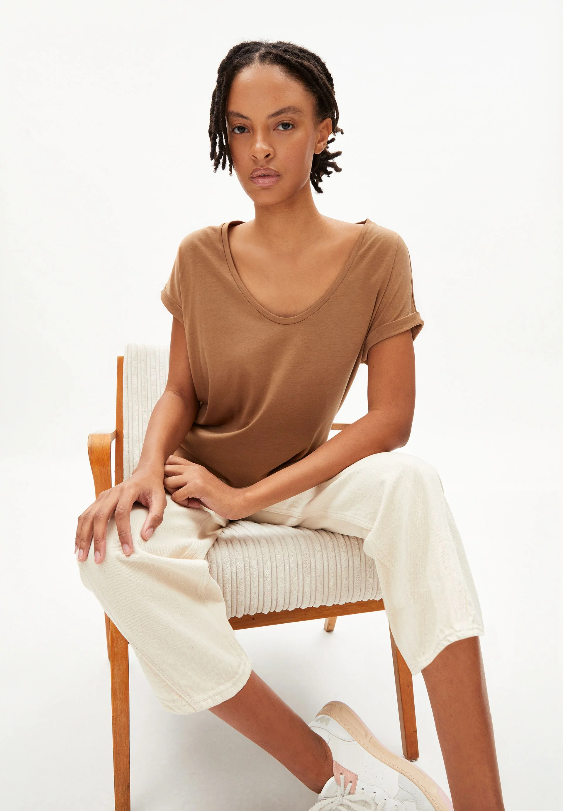 SINJAA | smoky almond - Image 4