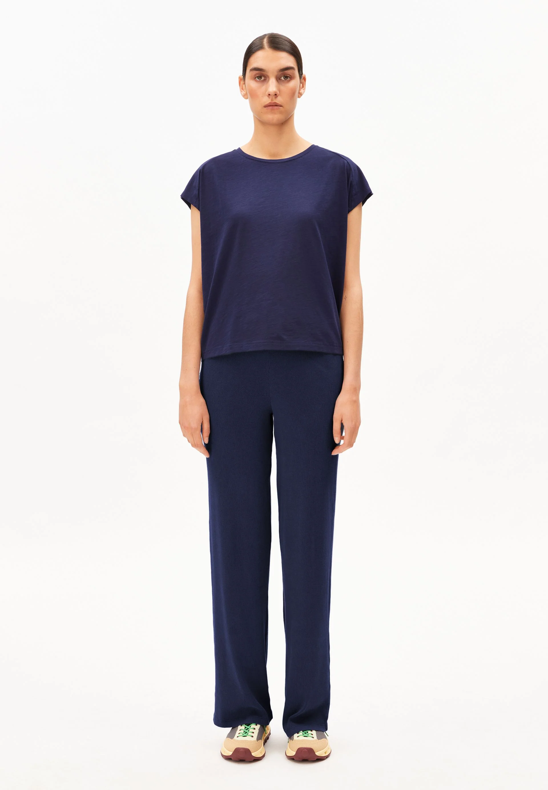 SLUB JERSEY T-SHIRT | tinted navy - Image 5